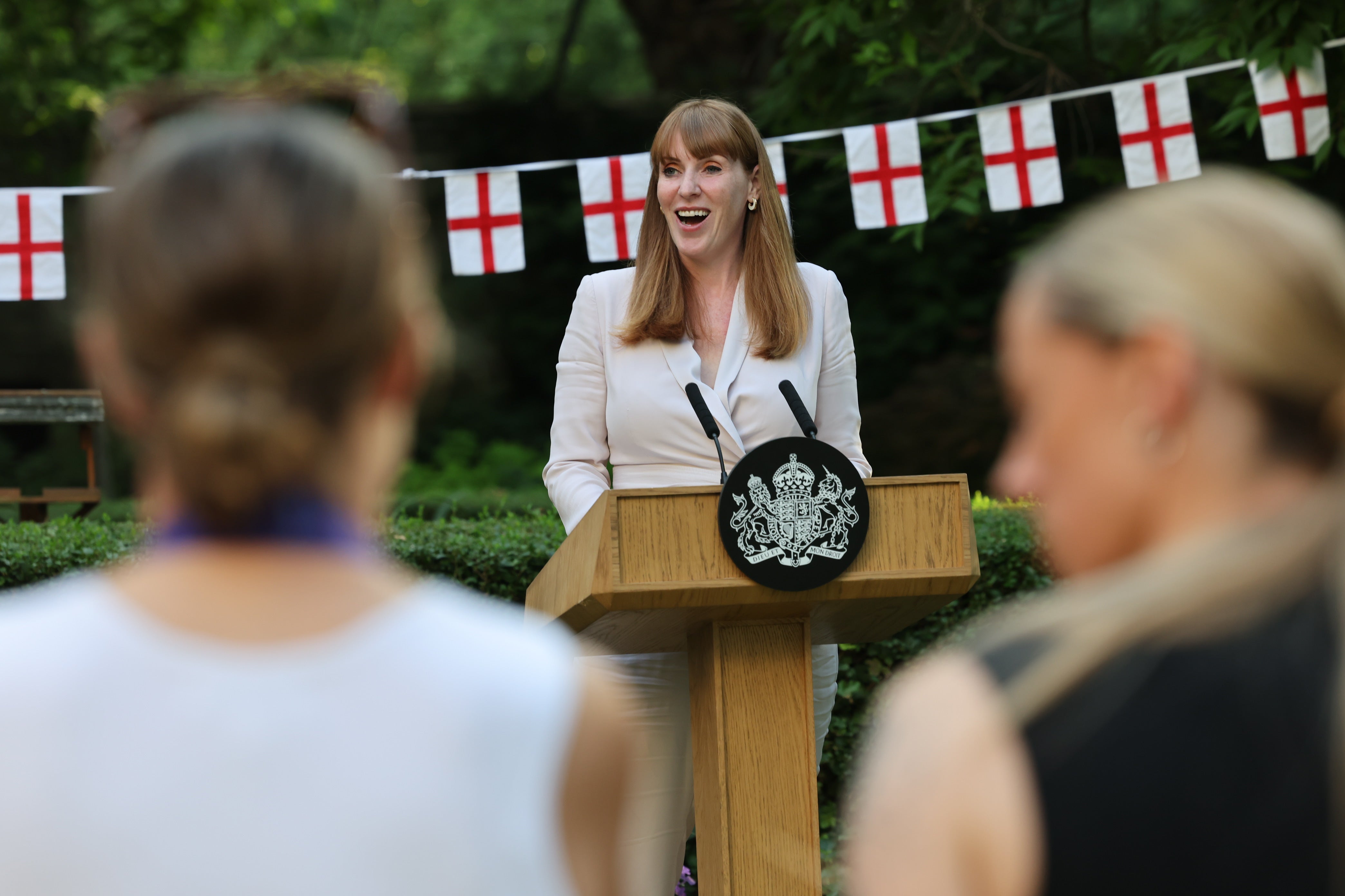 Rayner promised to cooperate with HMRC