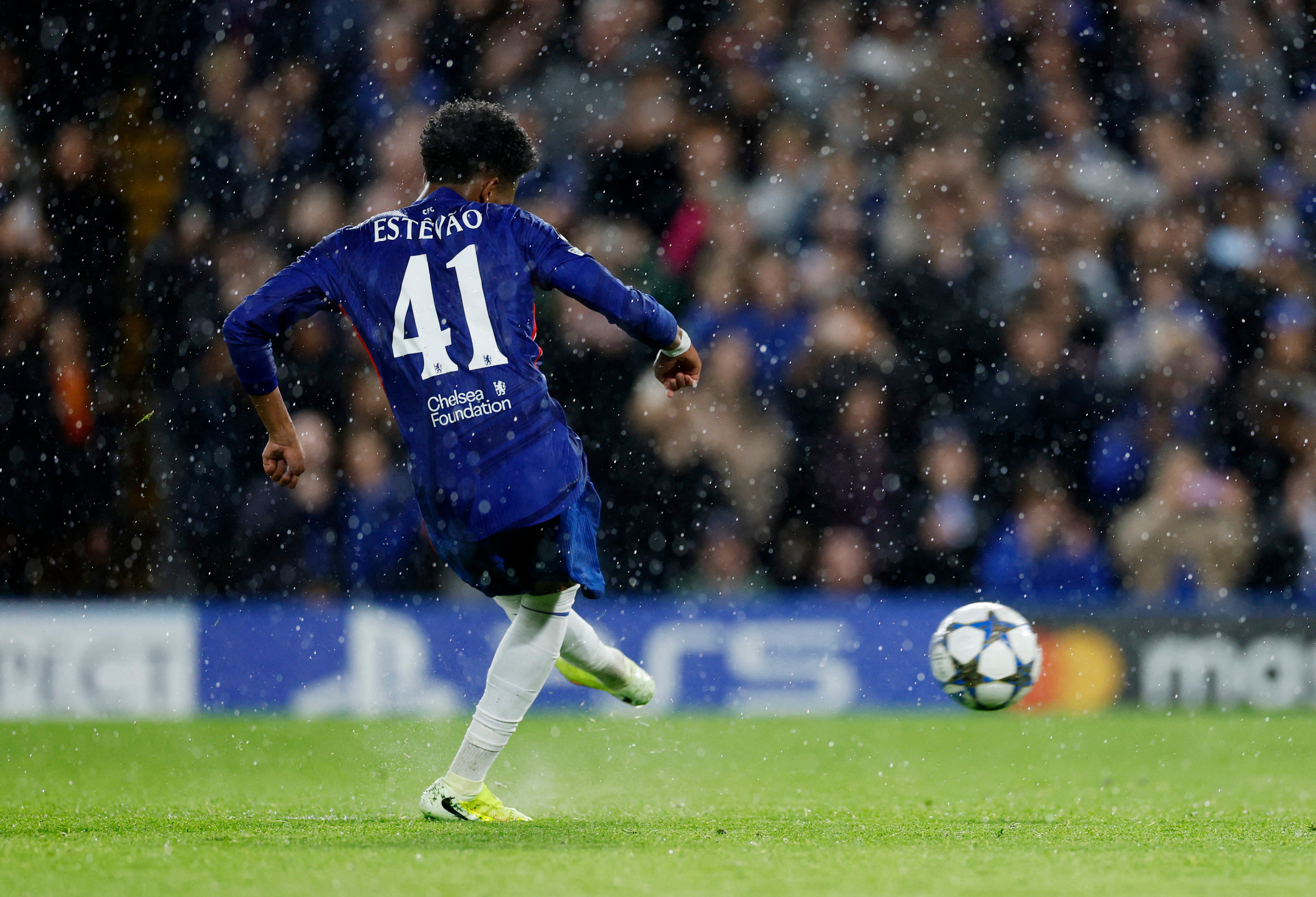 Estevao blasted home his penalty to make it four goals for the Blues before half-time