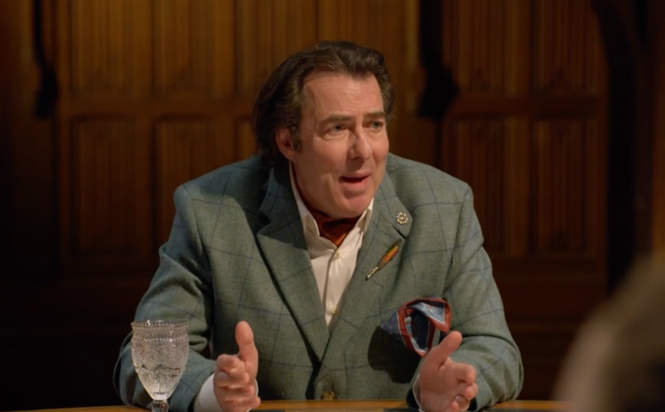 Celebrity Traitors stunned as group divide leads to unprecedented roundtable decision