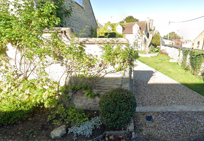 Police were called to a property in Middle Street, Islip, at 11.15am on Tuesday