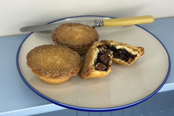 best mince pies indybest review gail's mince pies
