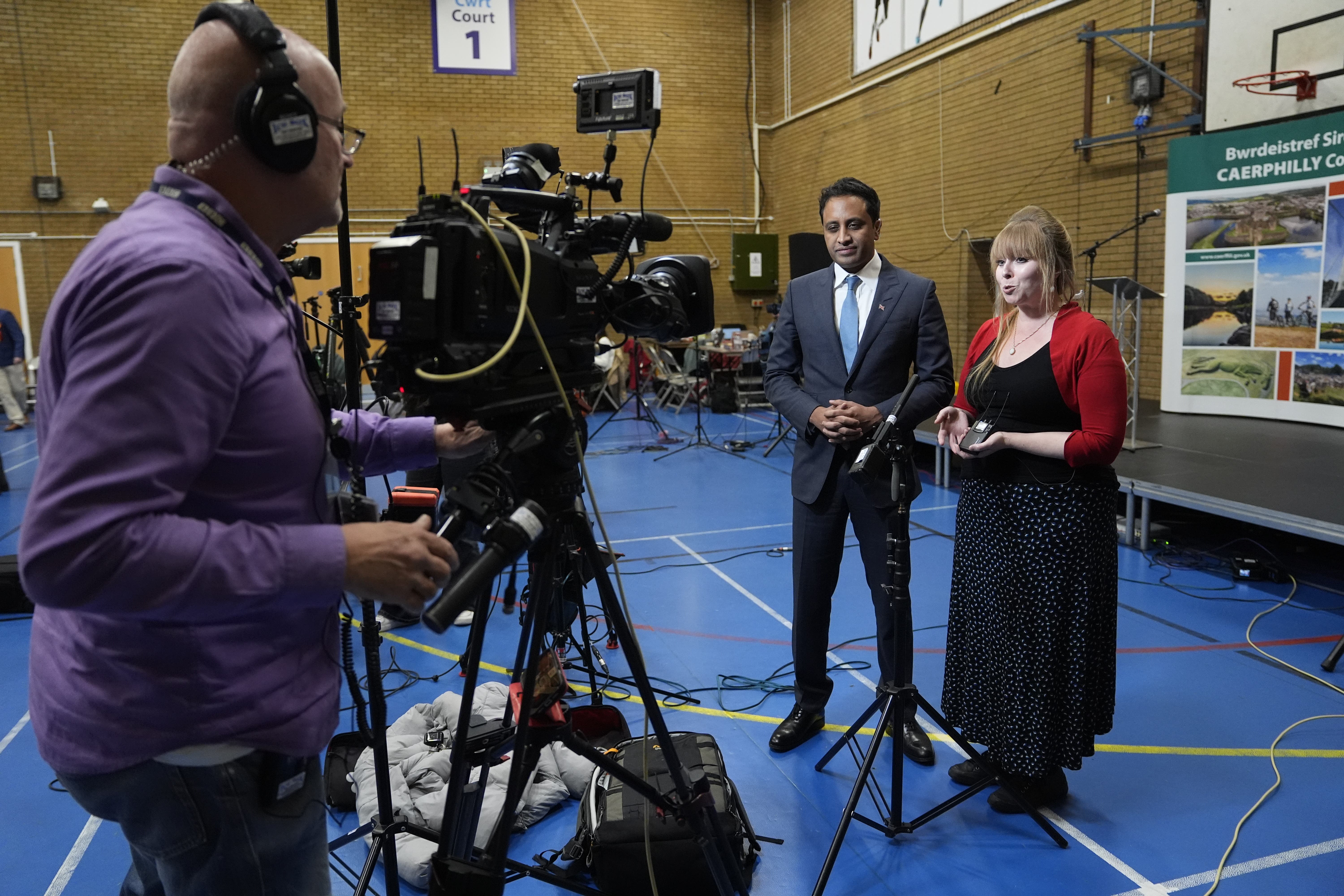 Reform UK head of policy Zia Yusuf and deputy leader of Plaid Cymru Delyth Jewel at the by-election count (Andrew Matthews/PA Wire)