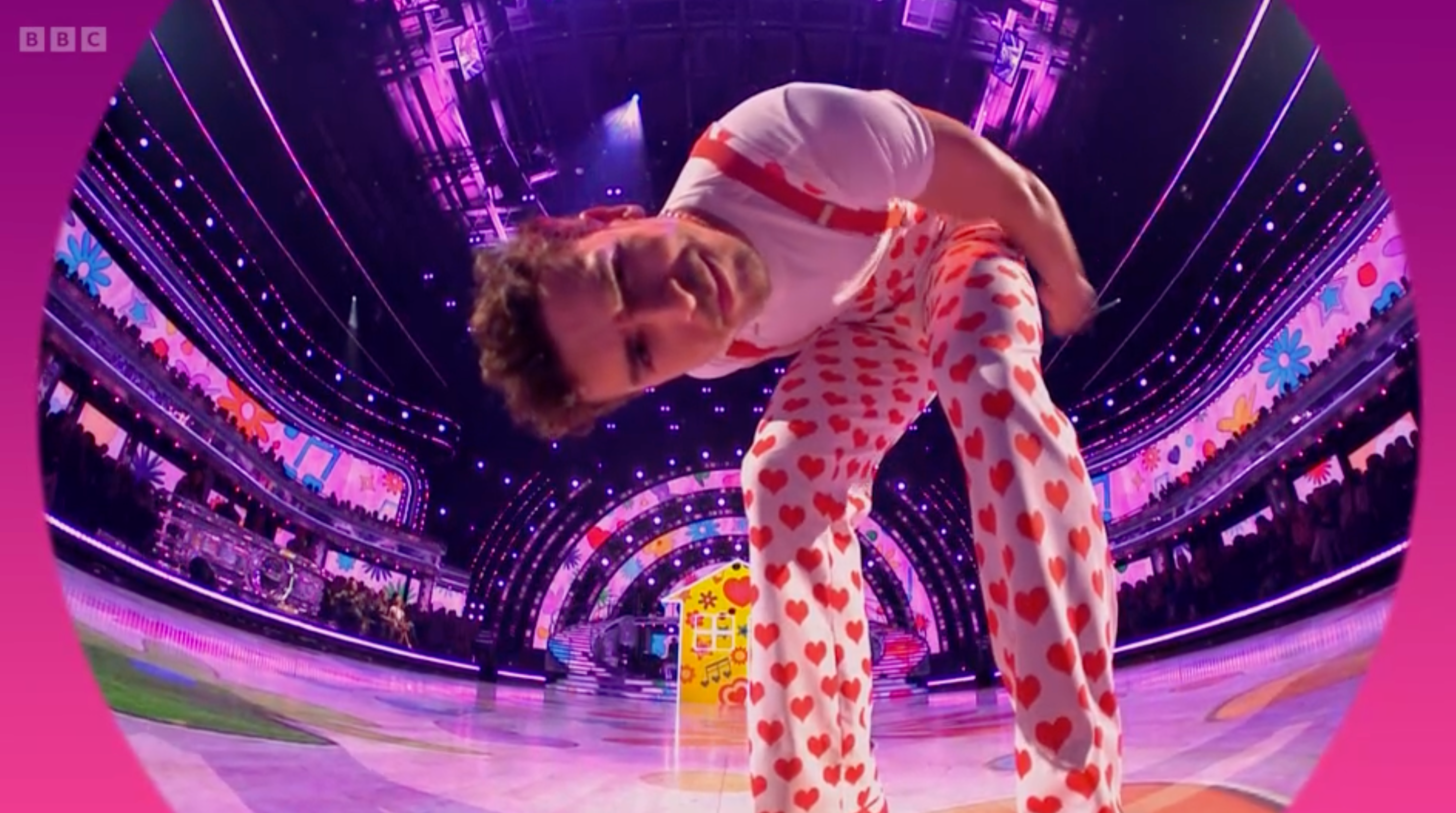 Clarke found himself at the bottom of the leaderboard after his Harry Styles dance on 'Icons Week'