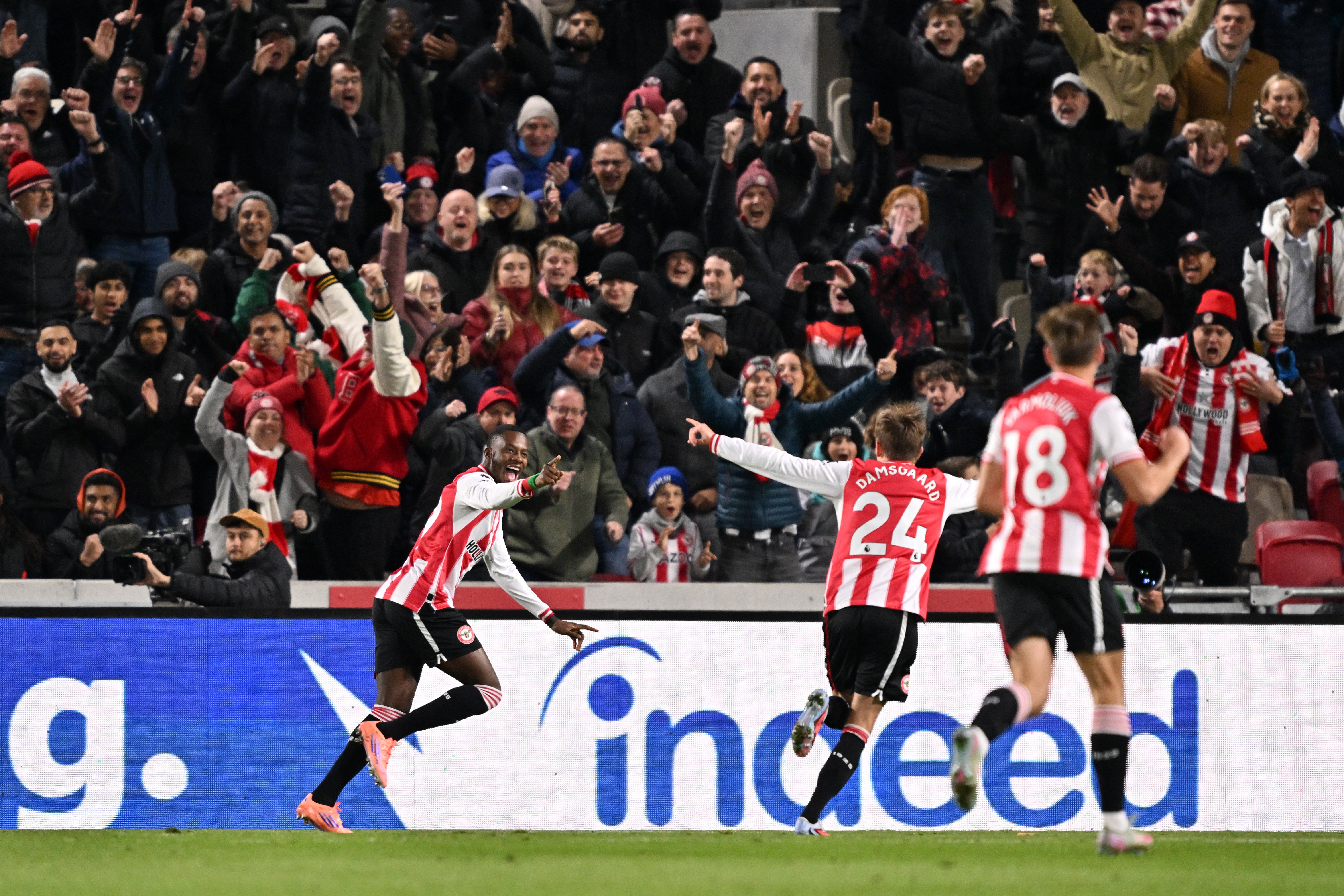 Dango Ouattara of Brentford scores the opening goal