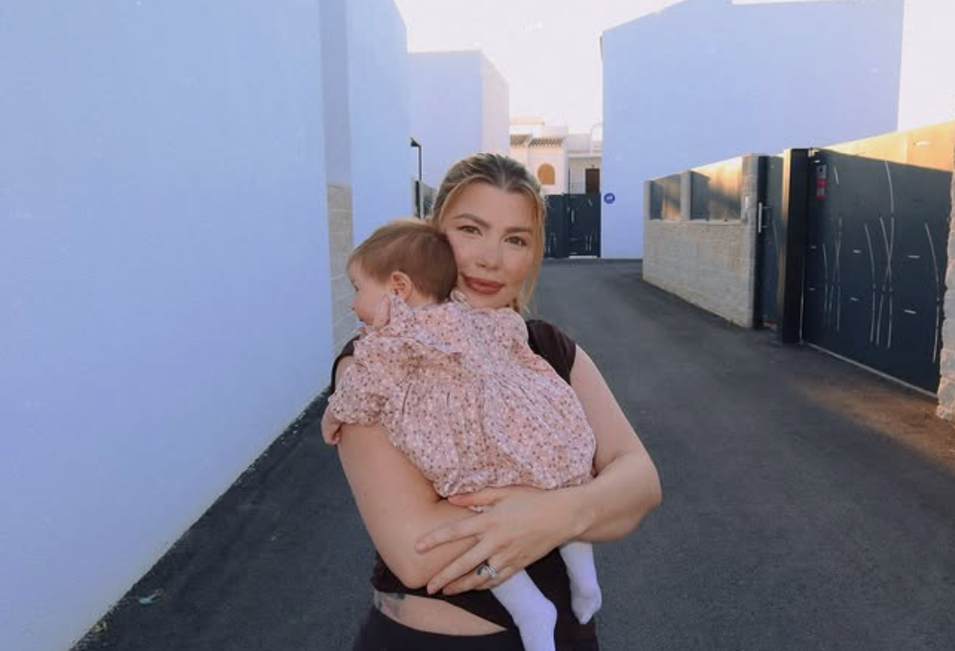 Olivia Bowen has said she thought she was going to die while giving birth to her daughter Siena Grace