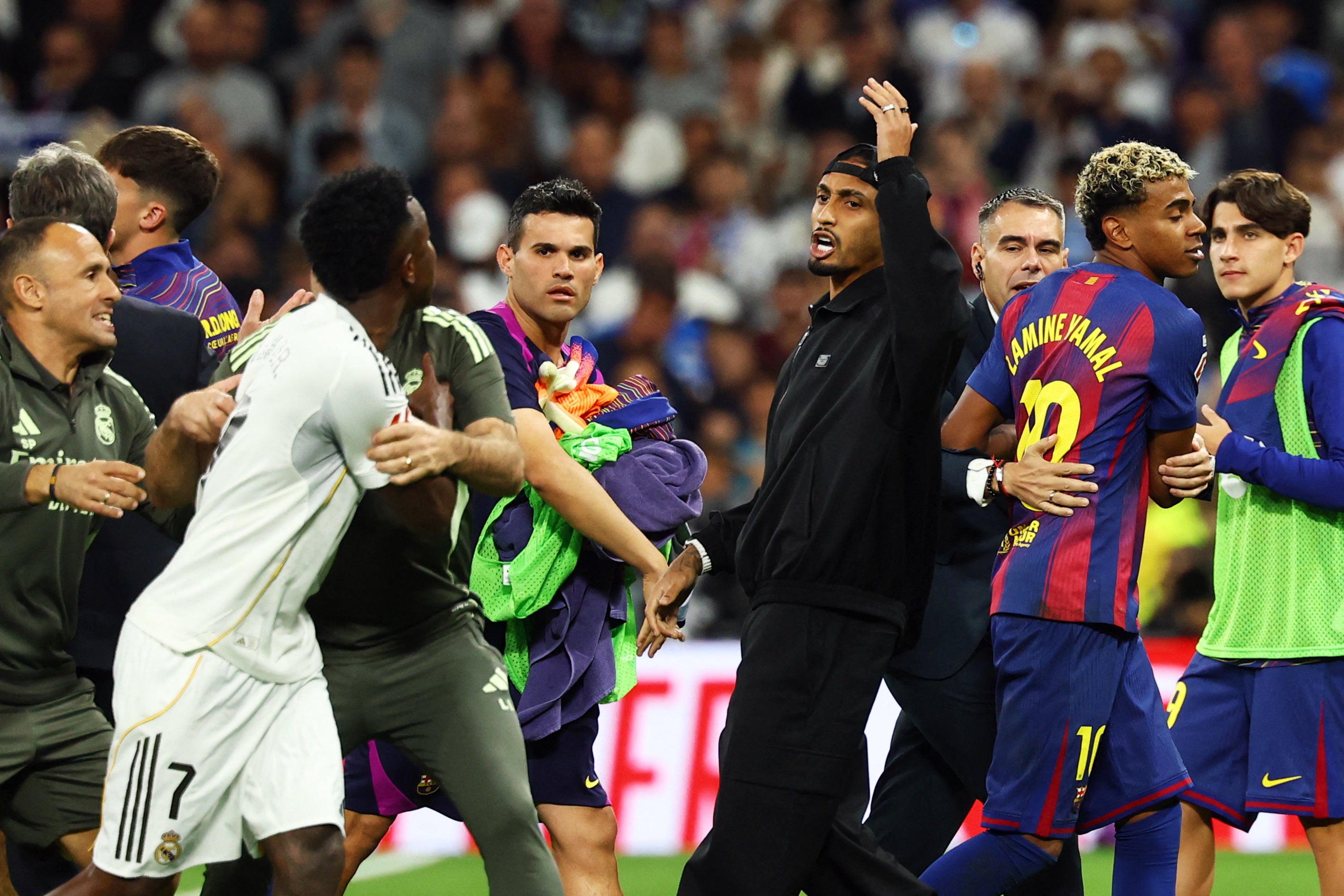 Vinicius Jr tried to square up to Lamine Yamal after El Clasico