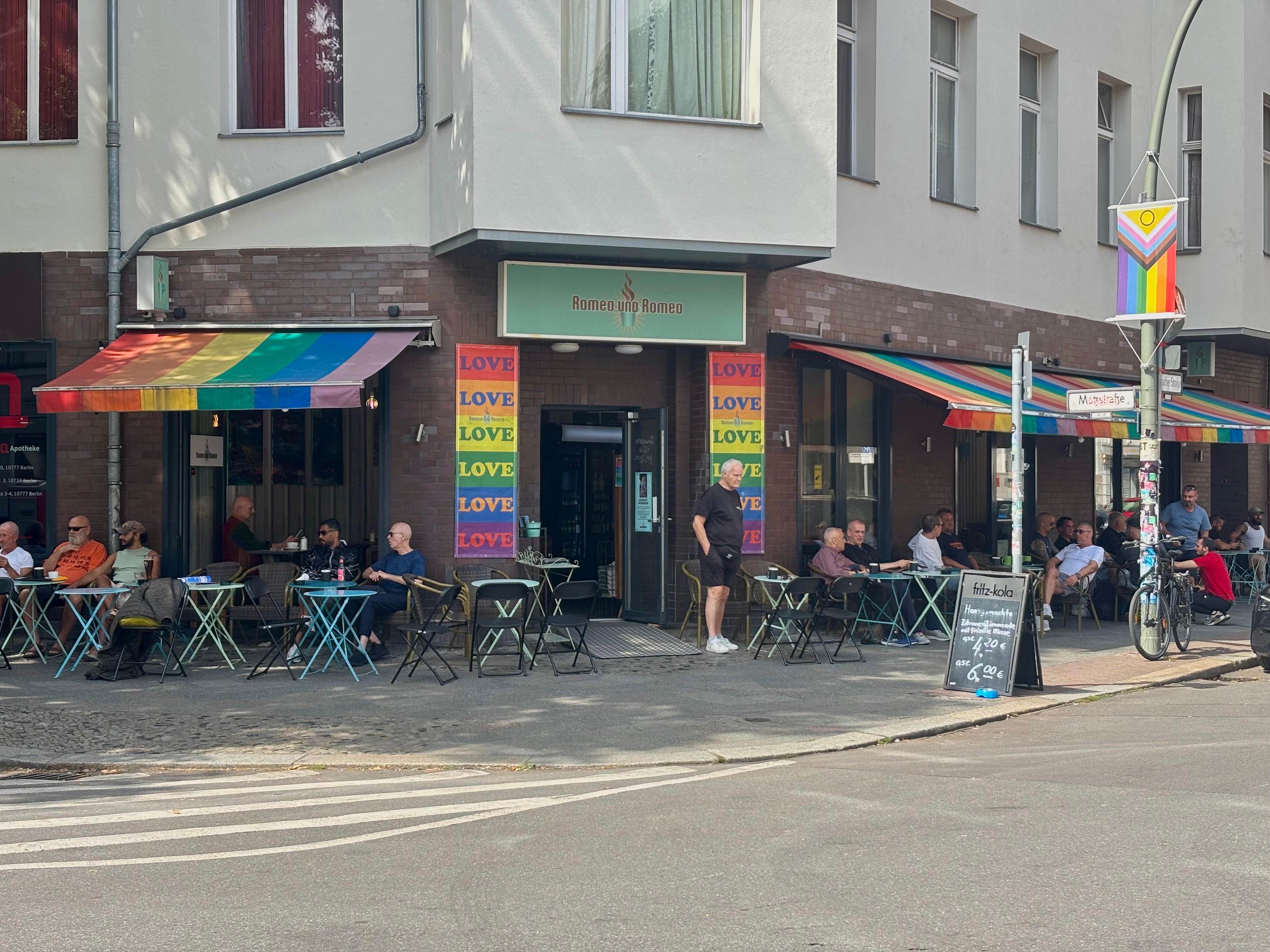 Romeo Und Romeo cafe in Nollendorfplatz