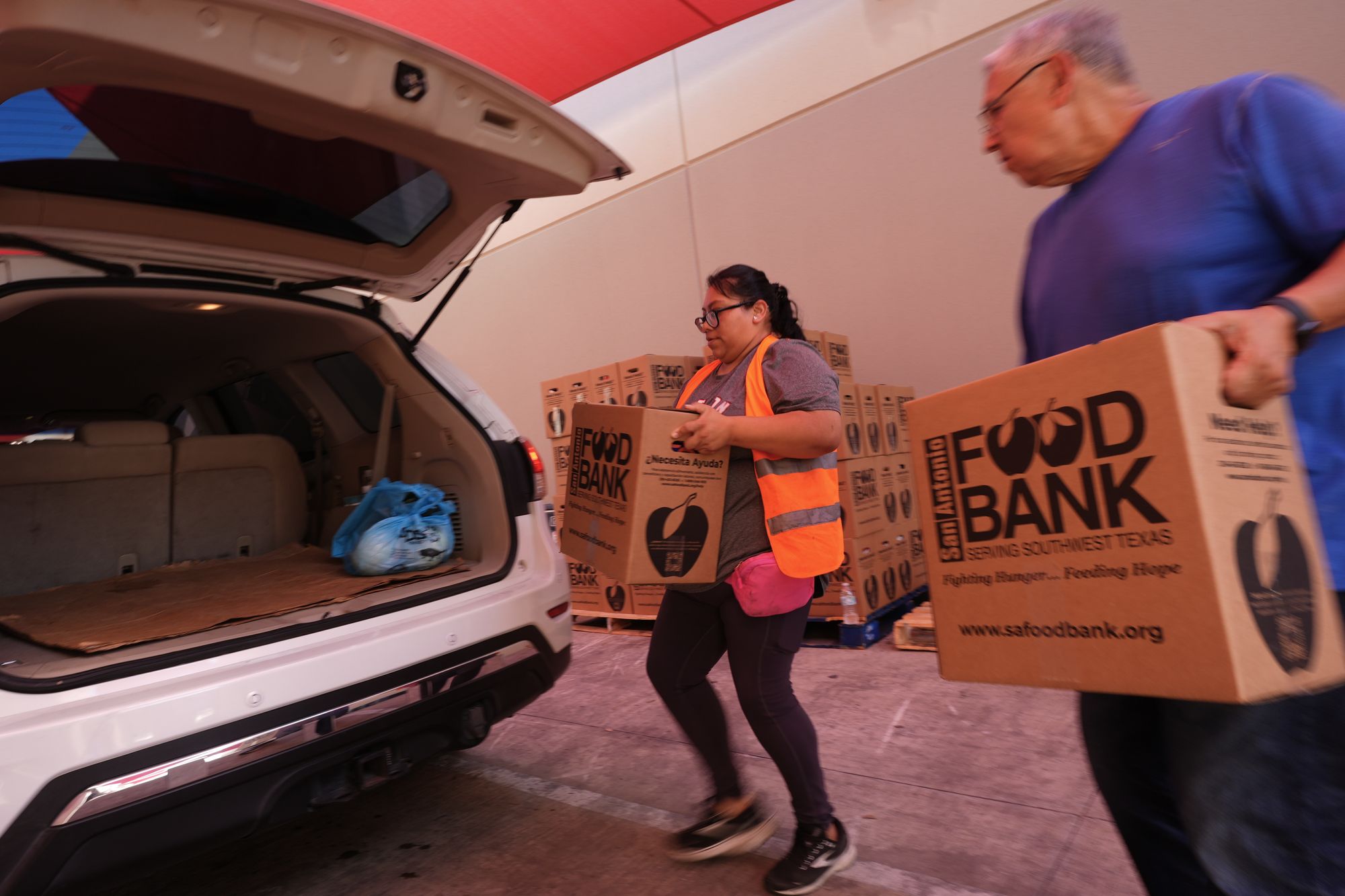 Food banks across the country, already stretched thin, are bracing for an influx of families who rely on SNAP if the anti-hunger program isn’t funded by November 1