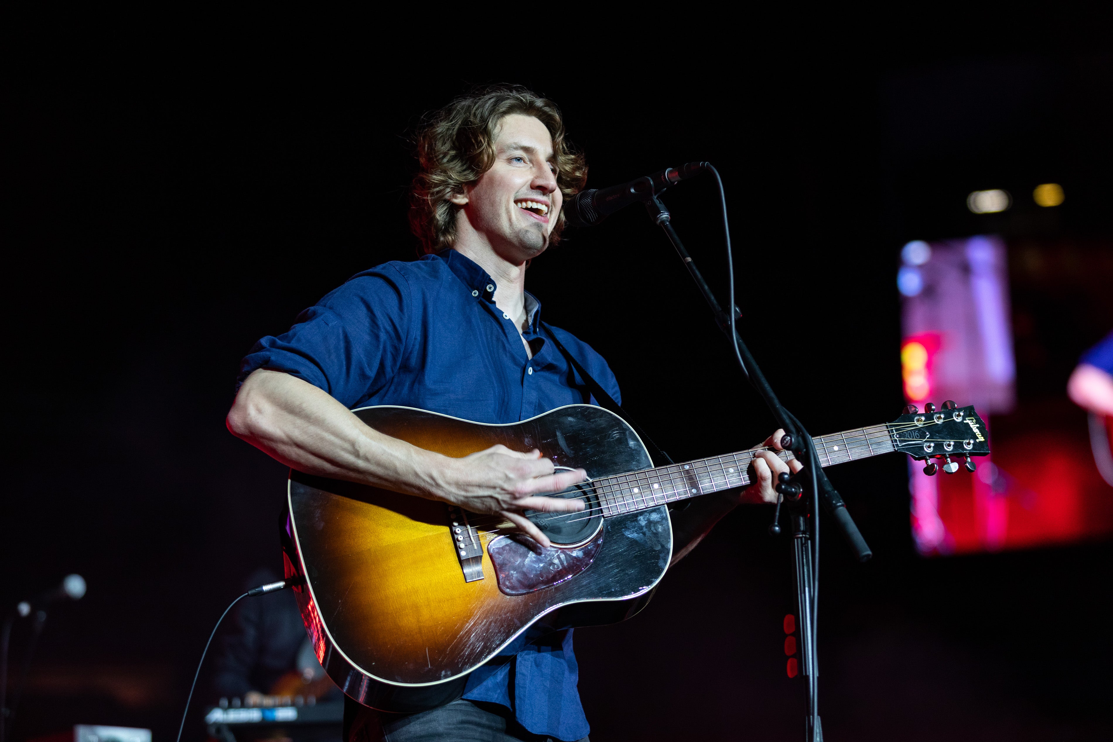 Australian singer Dean Lewis has responded to allegations that he's behaved inappropriately with fans