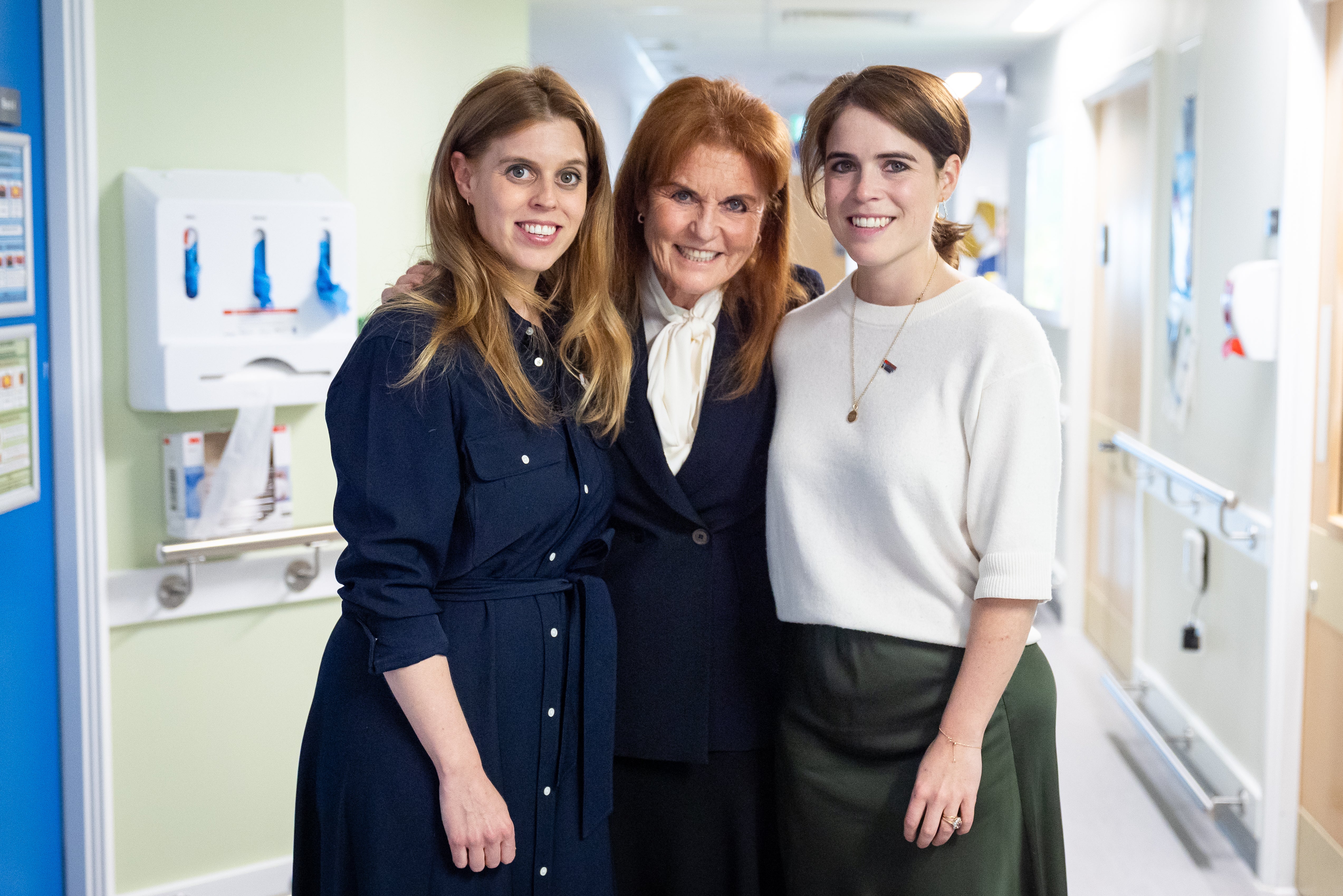 Sarah Ferguson with her daughters Princess Beatrice and Princess Eugenie