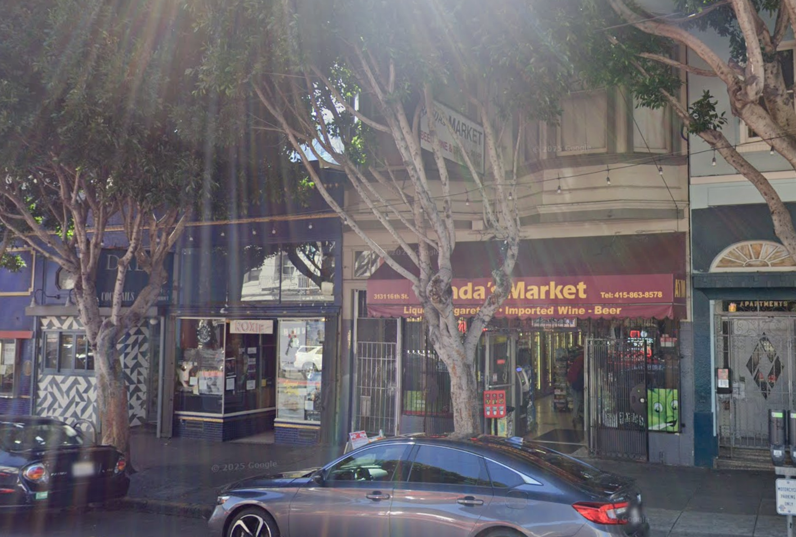 KitKat lived at Randa’s Market with his owner, Mike Zeidan, and was described as a 'one of a kind' cat