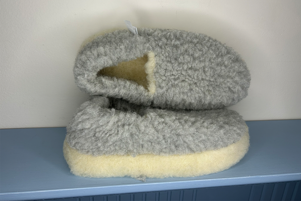 Best slippers Indybest review Yoko wool slipper