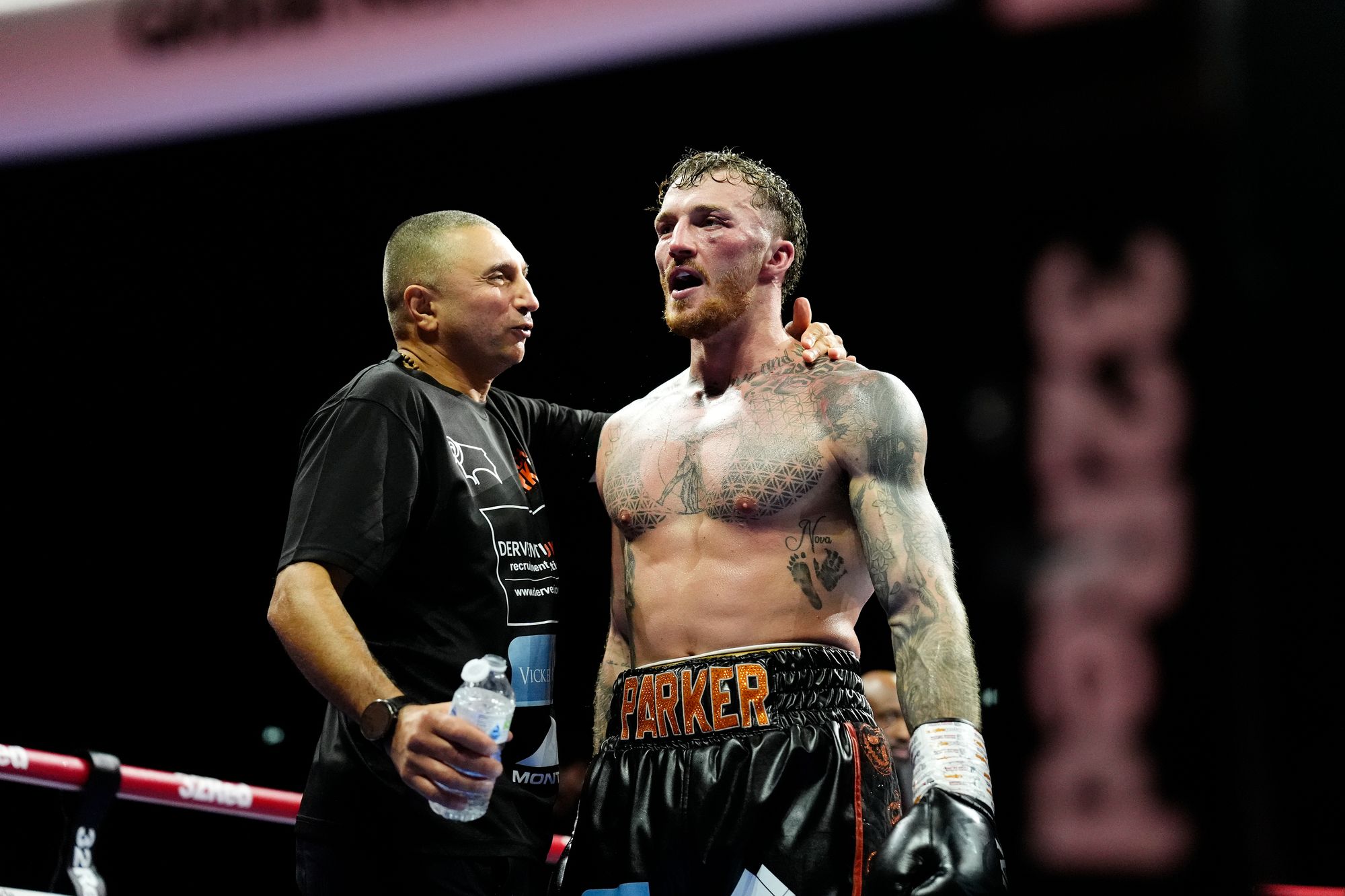 Parker and his opponent struggled to land decisive blows in an ugly fight