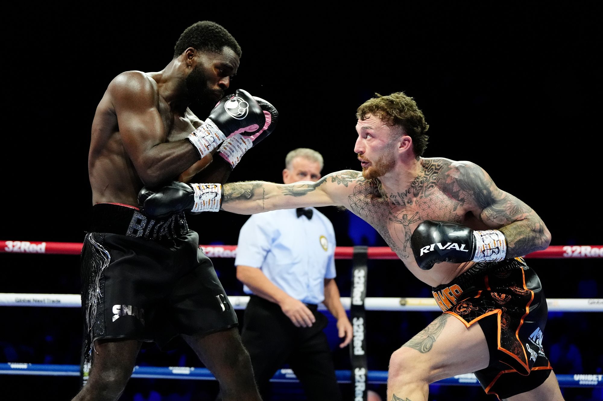Parker attempts a shot to Buatsi’s body in Manchester on Saturday