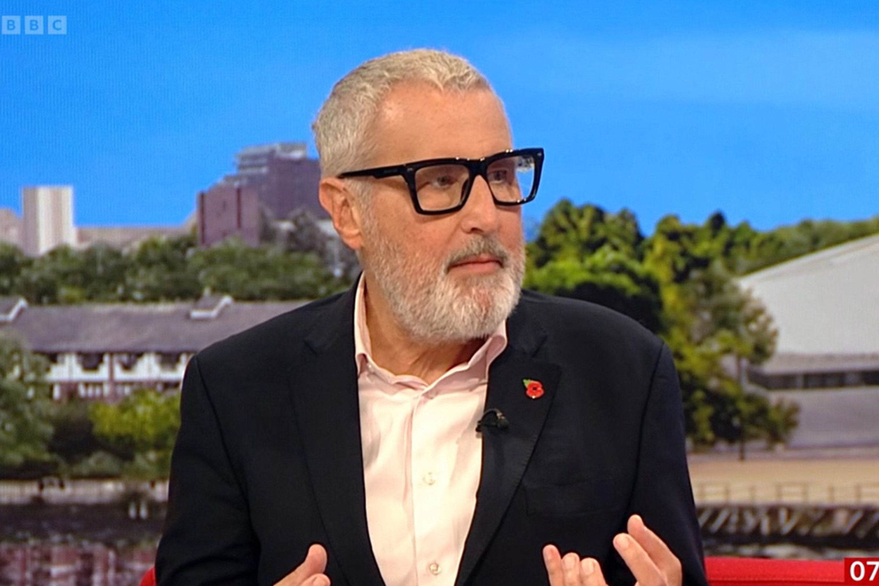 Appearing on BBC Breakfast, the former Sky News anchor Dermot Murnaghan admitted to having been "silly" by delaying his own testing