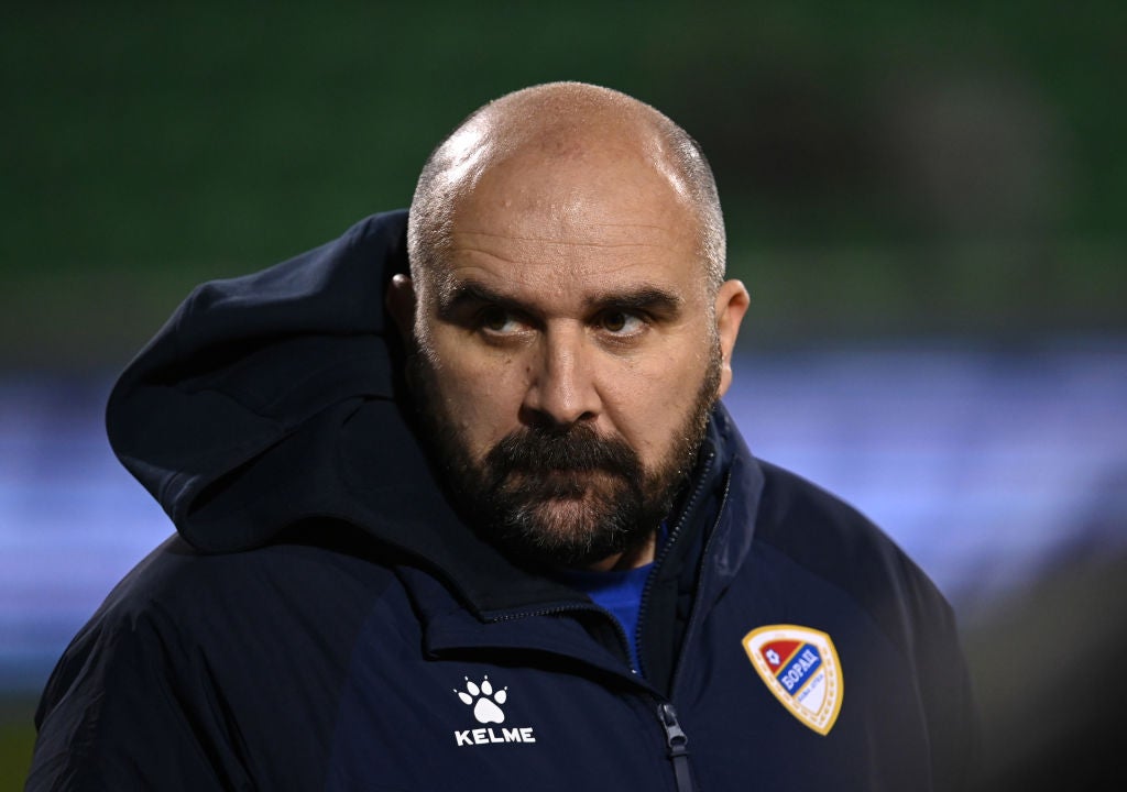 Mladen Zizovic died after collapsing during FK Radnicki's match against Mladost Lucani