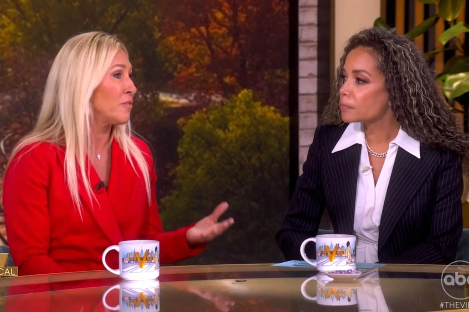 Сунни Хостин је била шокирана ставом Марјорие Таилор Греене на Тхе Виев