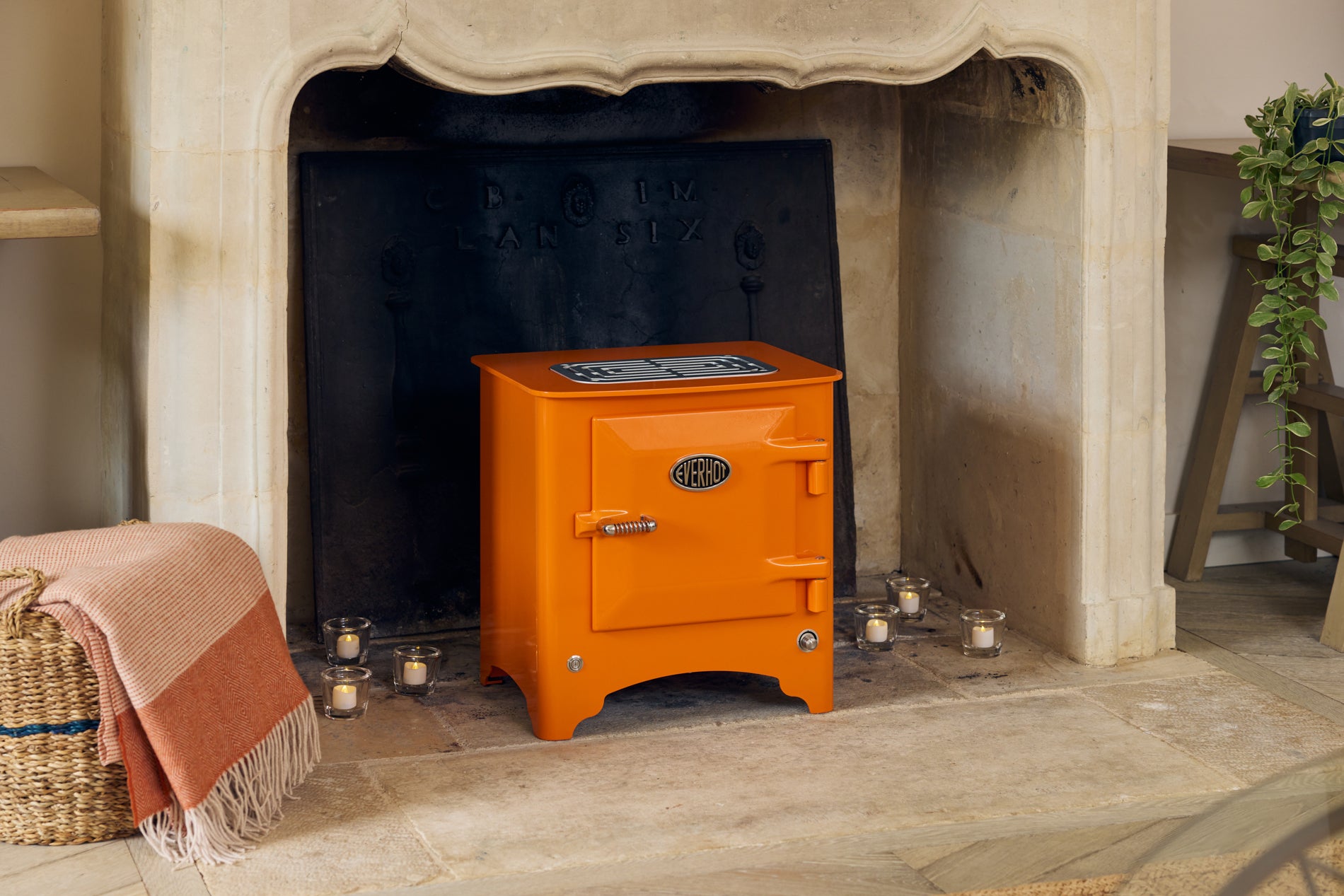 Everhot electric stove with oven