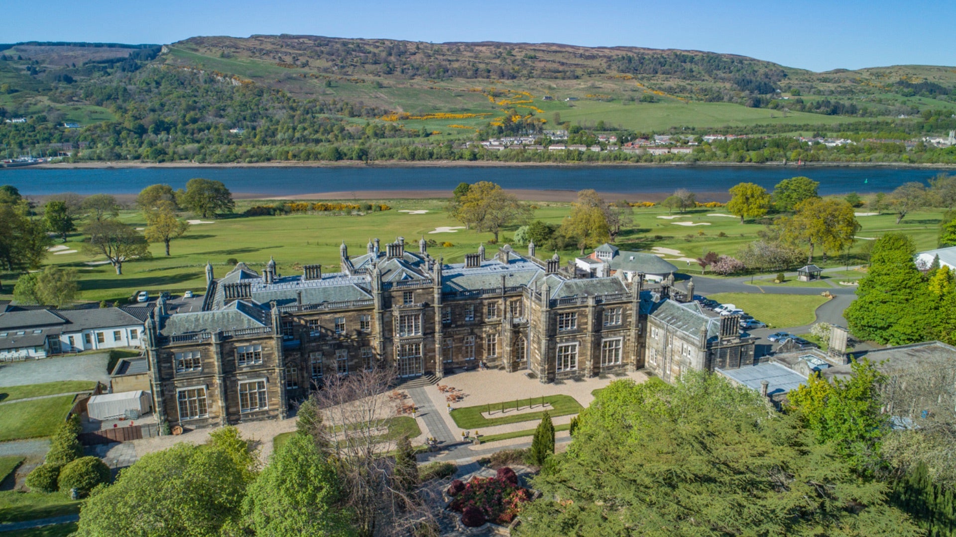 <p>Mar Hall sits on a sprawling 240-acre estate just outside Glasgow</p>