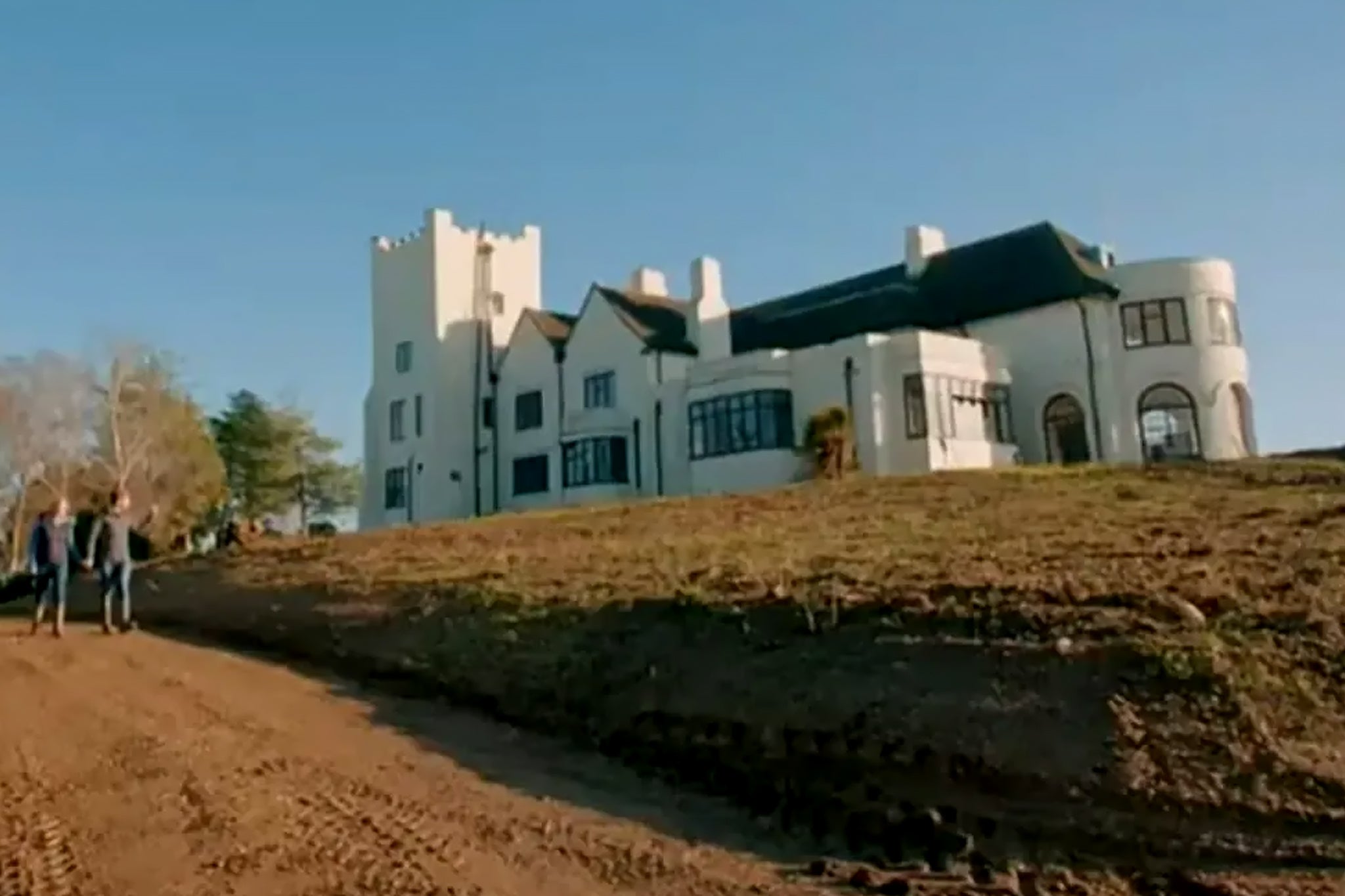 The former building on the site was a 17th-century folly adapted to be an arts and crafts-style home