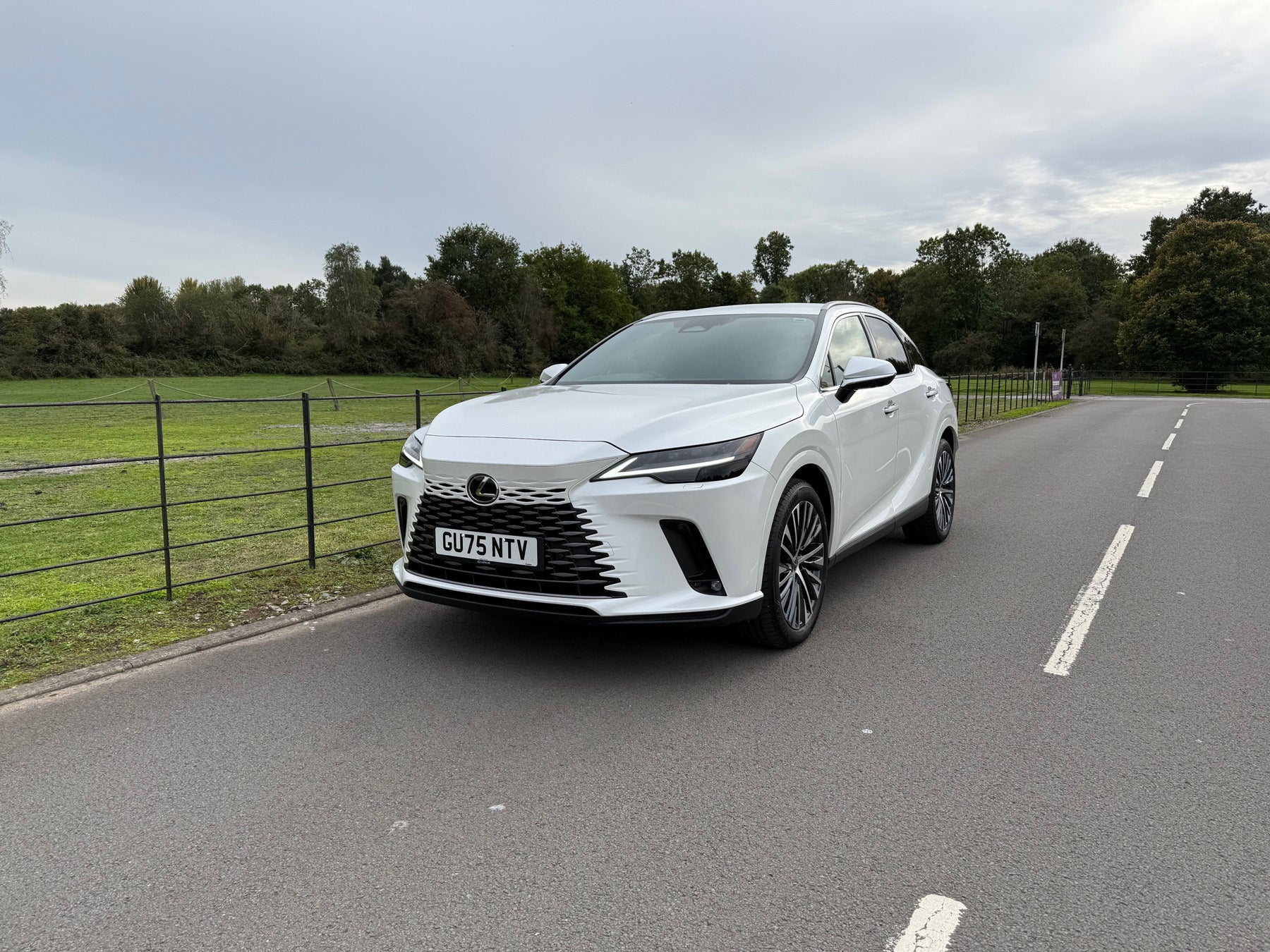 Watch out for slight body sway if you attack tighter bends too enthusiastically