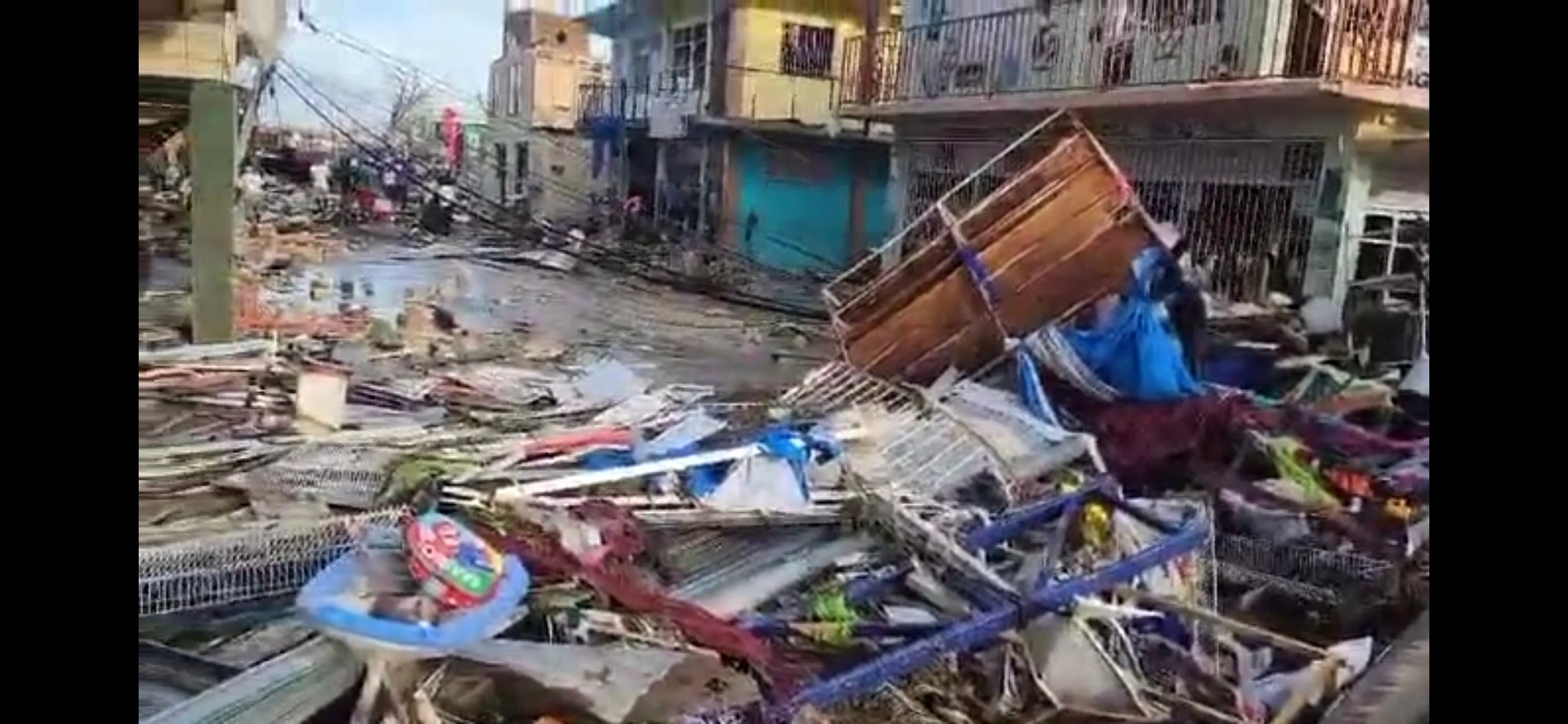 The hurricane's impact in St Elizabeth has left people without houses, power and food