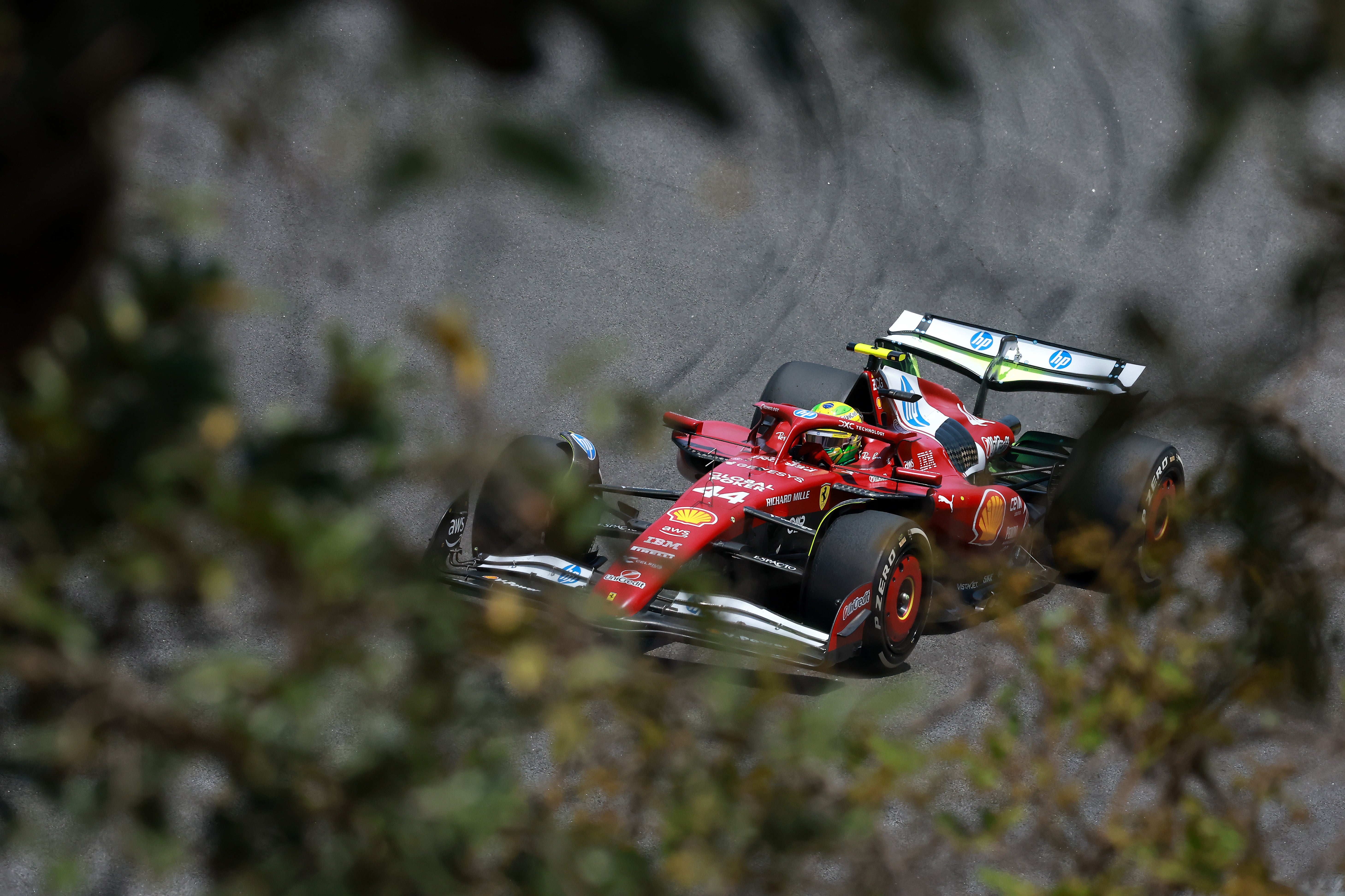 Lewis Hamilton could only qualify 11th