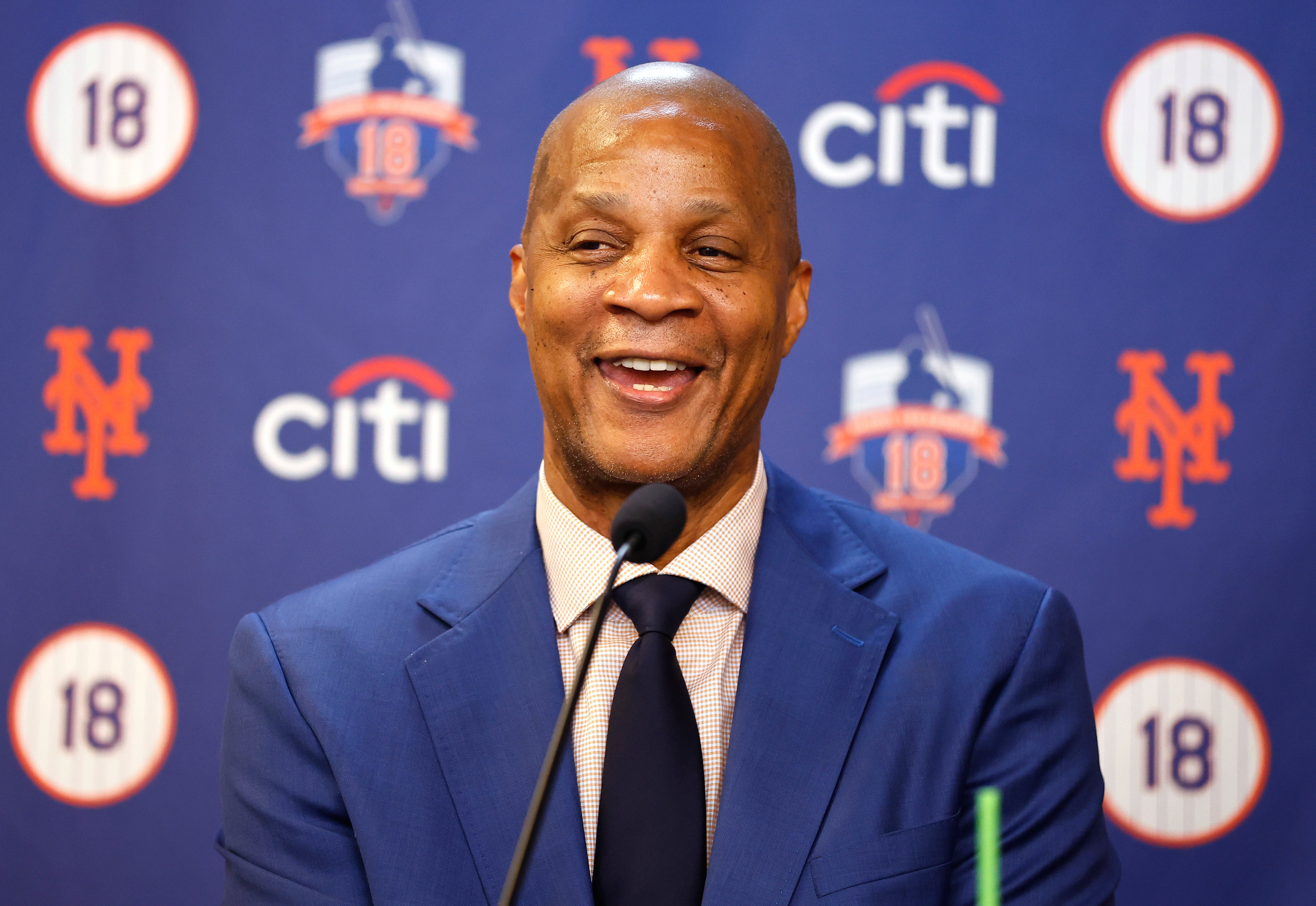 President Trump pardoned former New York baseball star Darryl Strawberry, who previously pleaded guilty to tax evasion
