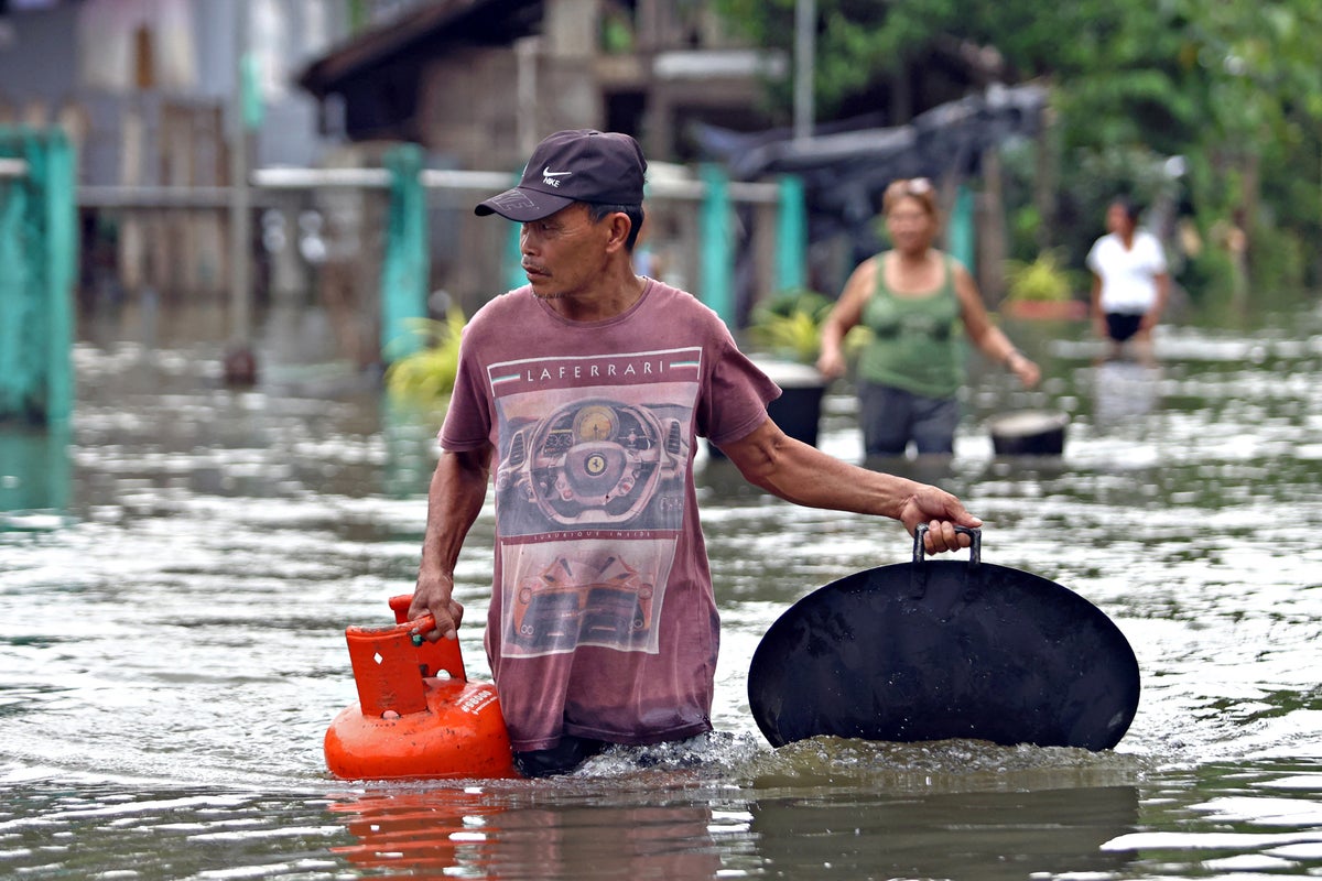 Super Typhoon Fung-wong latest: Philippines evacuates 900,000 people and braces for ‘catastrophic impact’