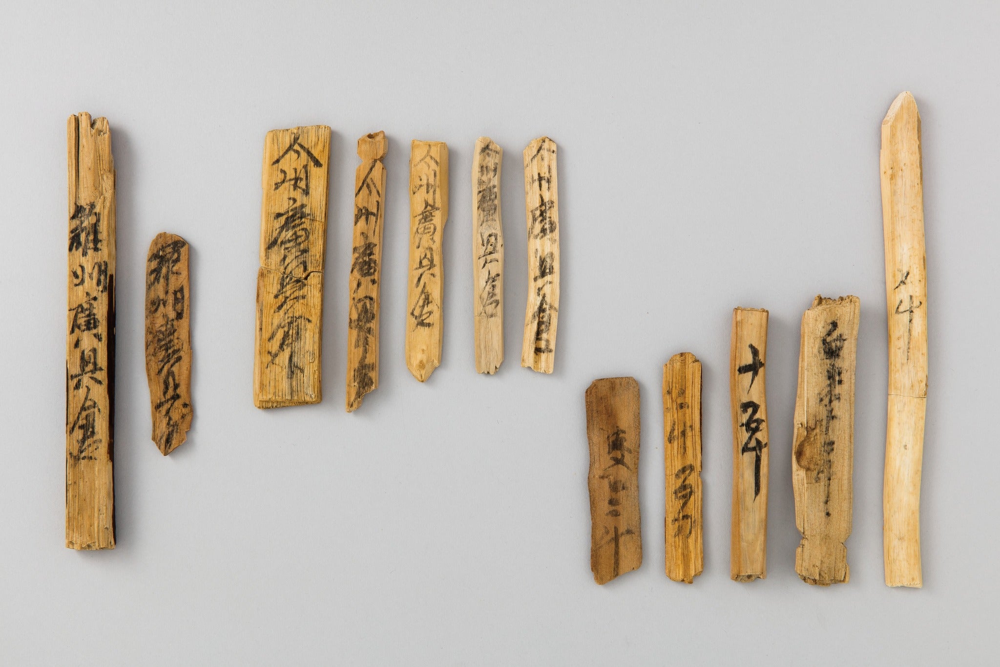 Wooden pieces are marked ' Naju Gwangheungchang’ , marking the destination and the departure point of ship