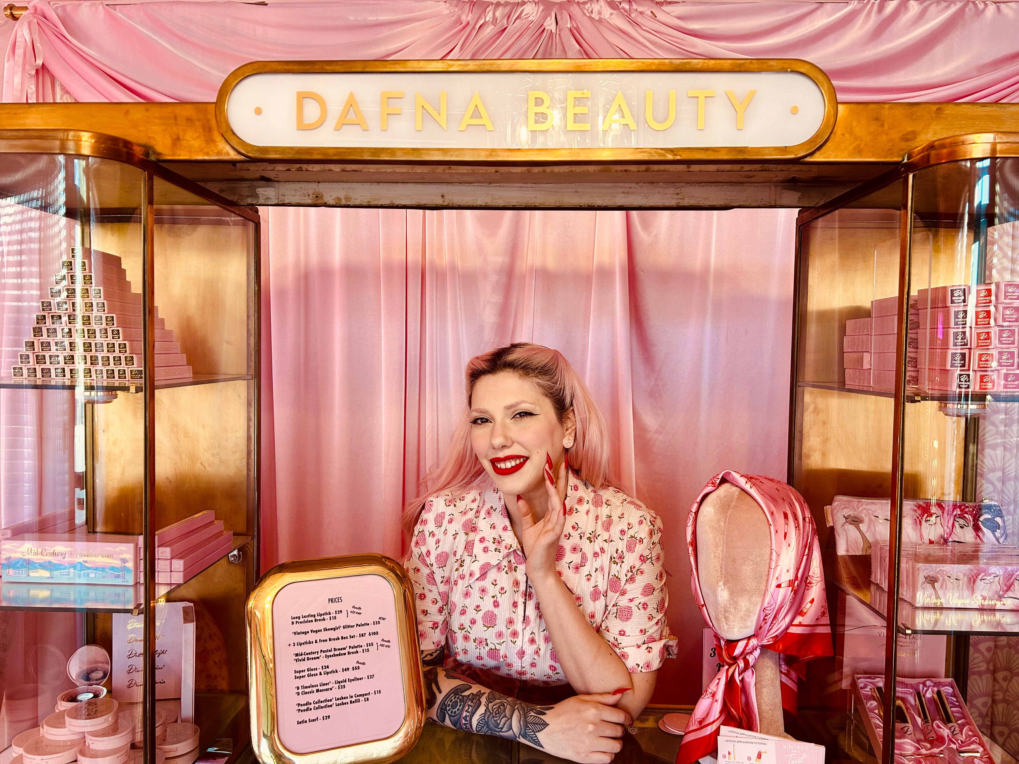 Dafna Bar-el founded her vintage-inspired salon after the pandemic