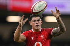 Louis Rees-Zammit starts at full-back as Wales reveal team for England clash