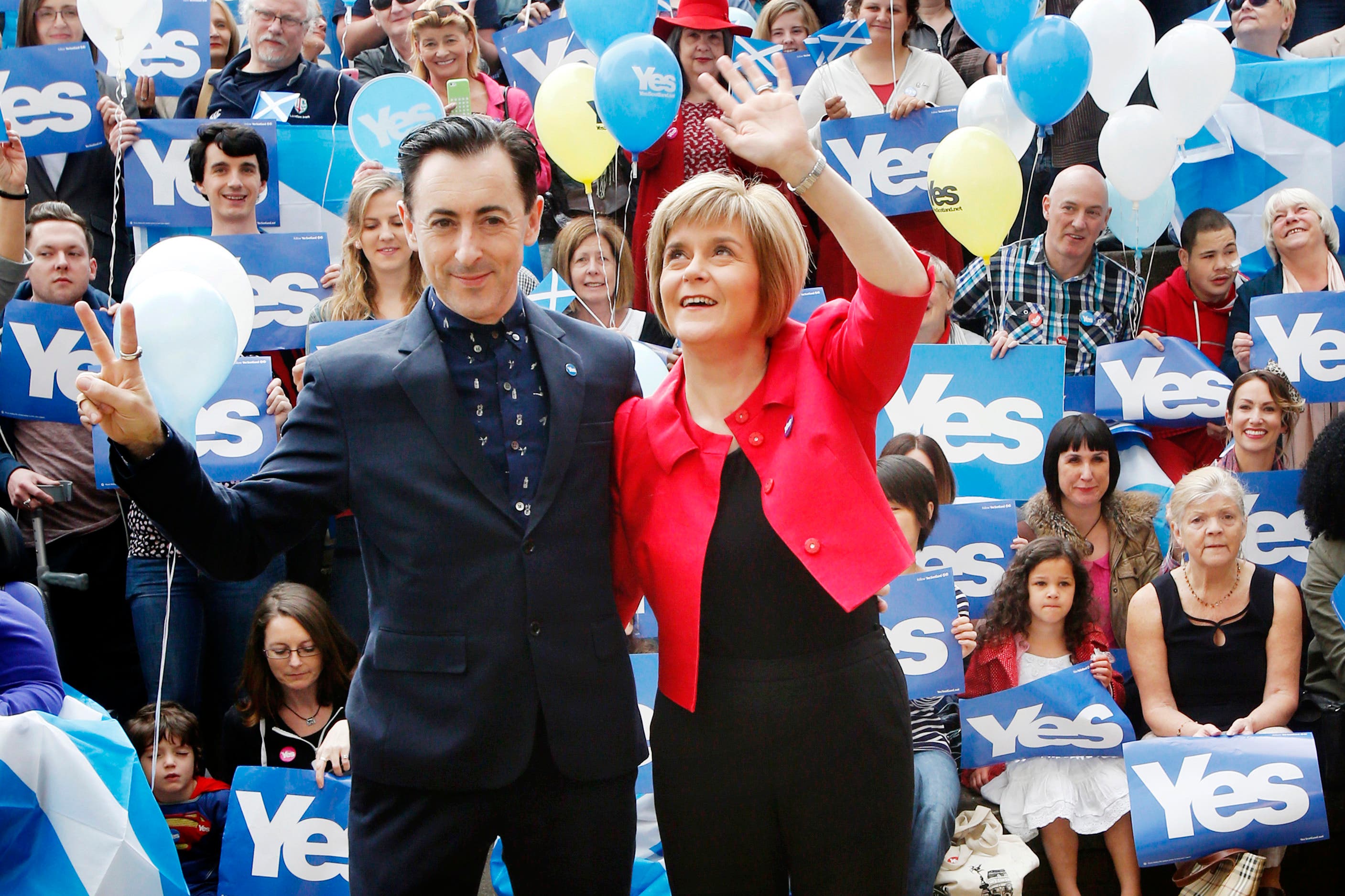 Nicola Sturgeon and Alan Cumming met in 2014 while campaigning for Scottish independence (Danny Lawson/PA)