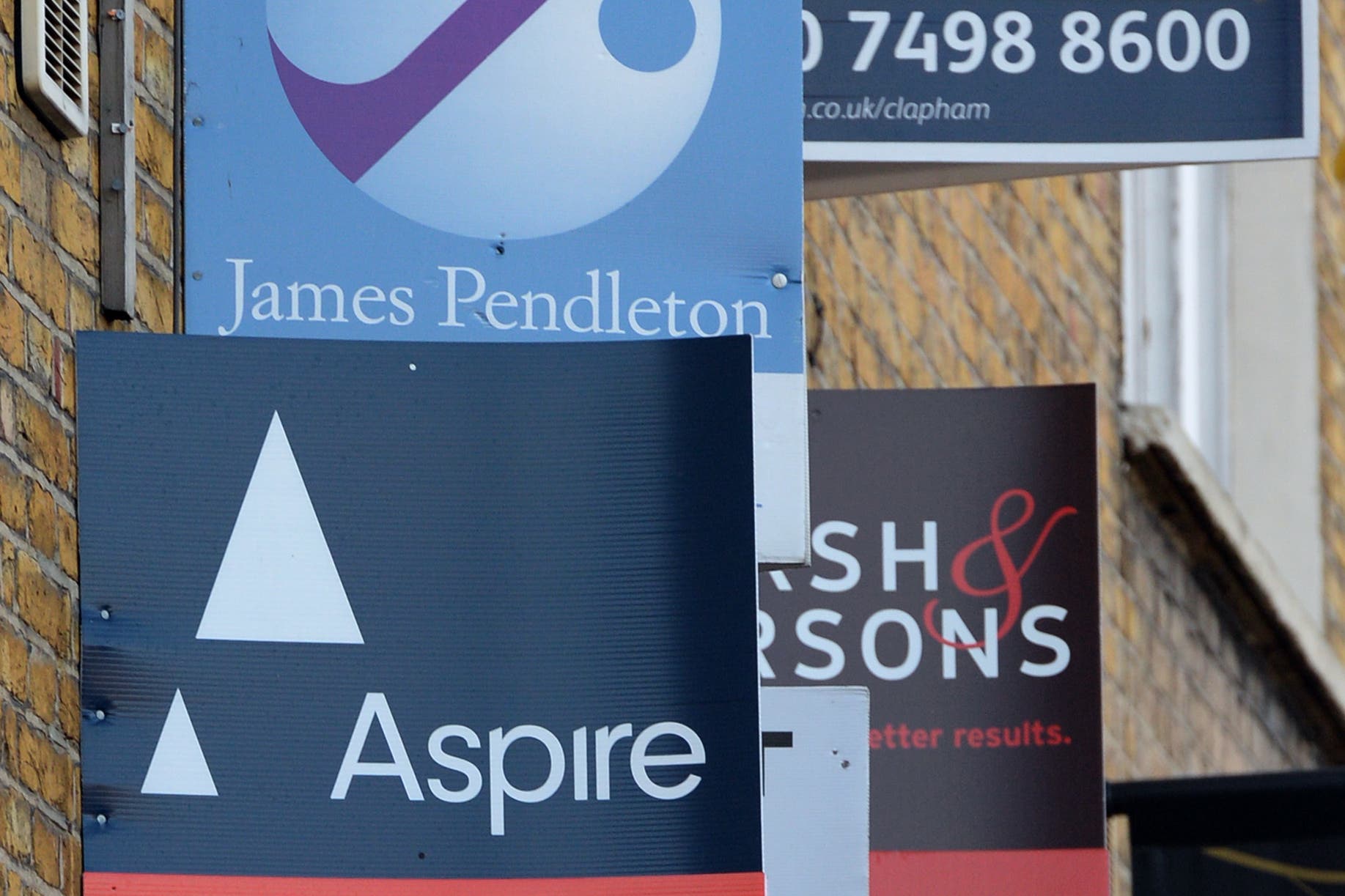 House price growth in the UK has slowed to 2.6 per cent in the 12 months to September, figures show