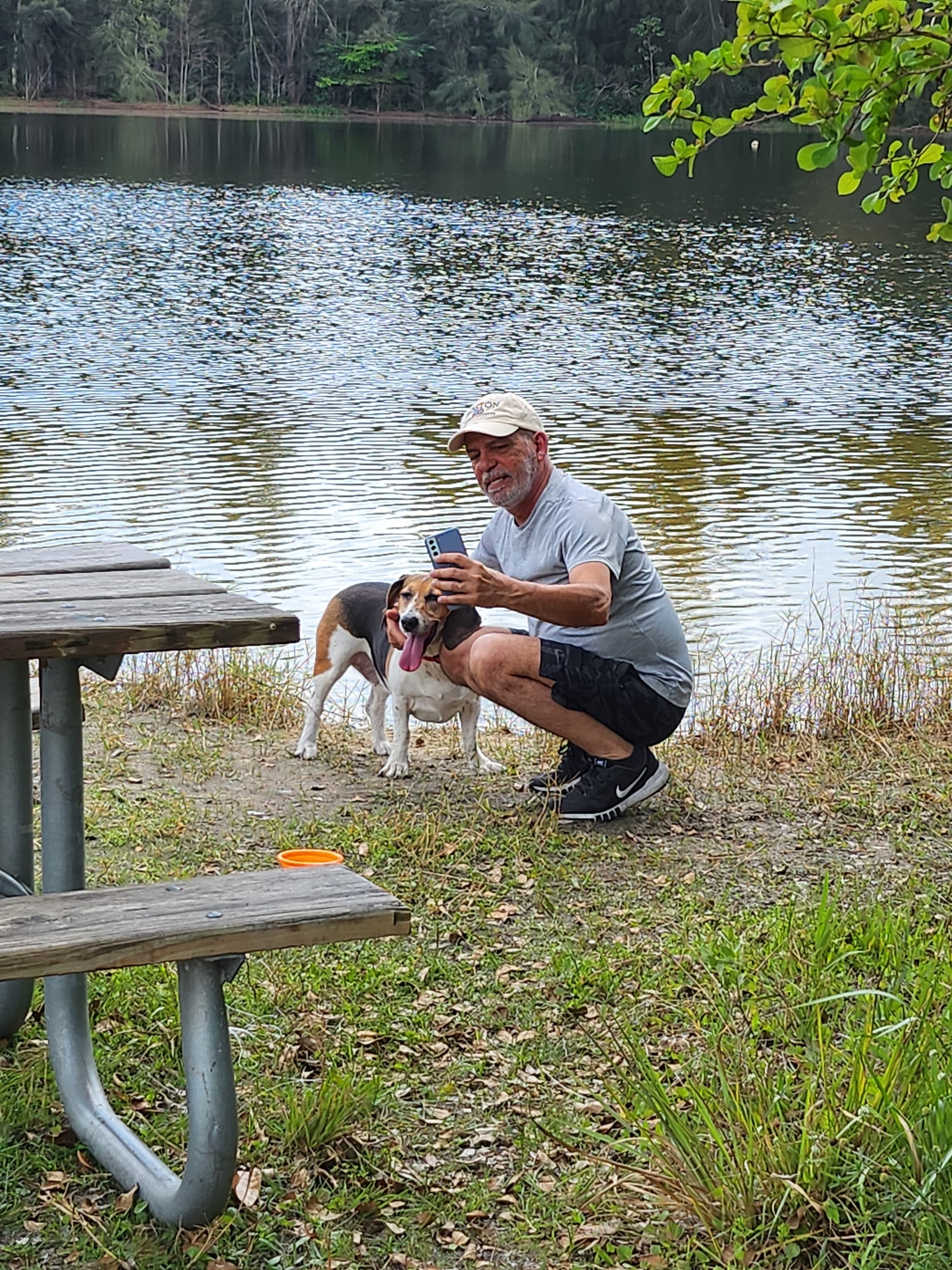 Páez lives in Pembroke Pines, Florida, with his wife and and 9-year-old dog Millie.