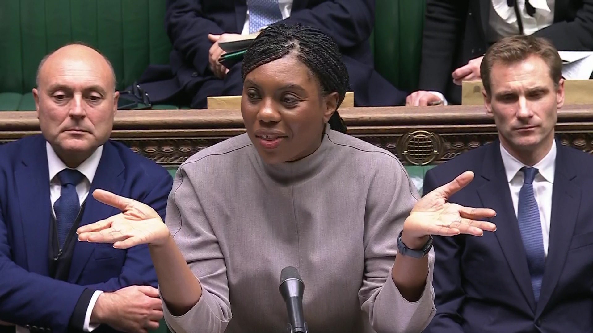 Ms Badenoch offered to help get the measures through