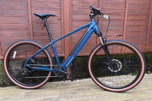 Halfords boardman MTX-E 8.6 men's electric hybrid bike