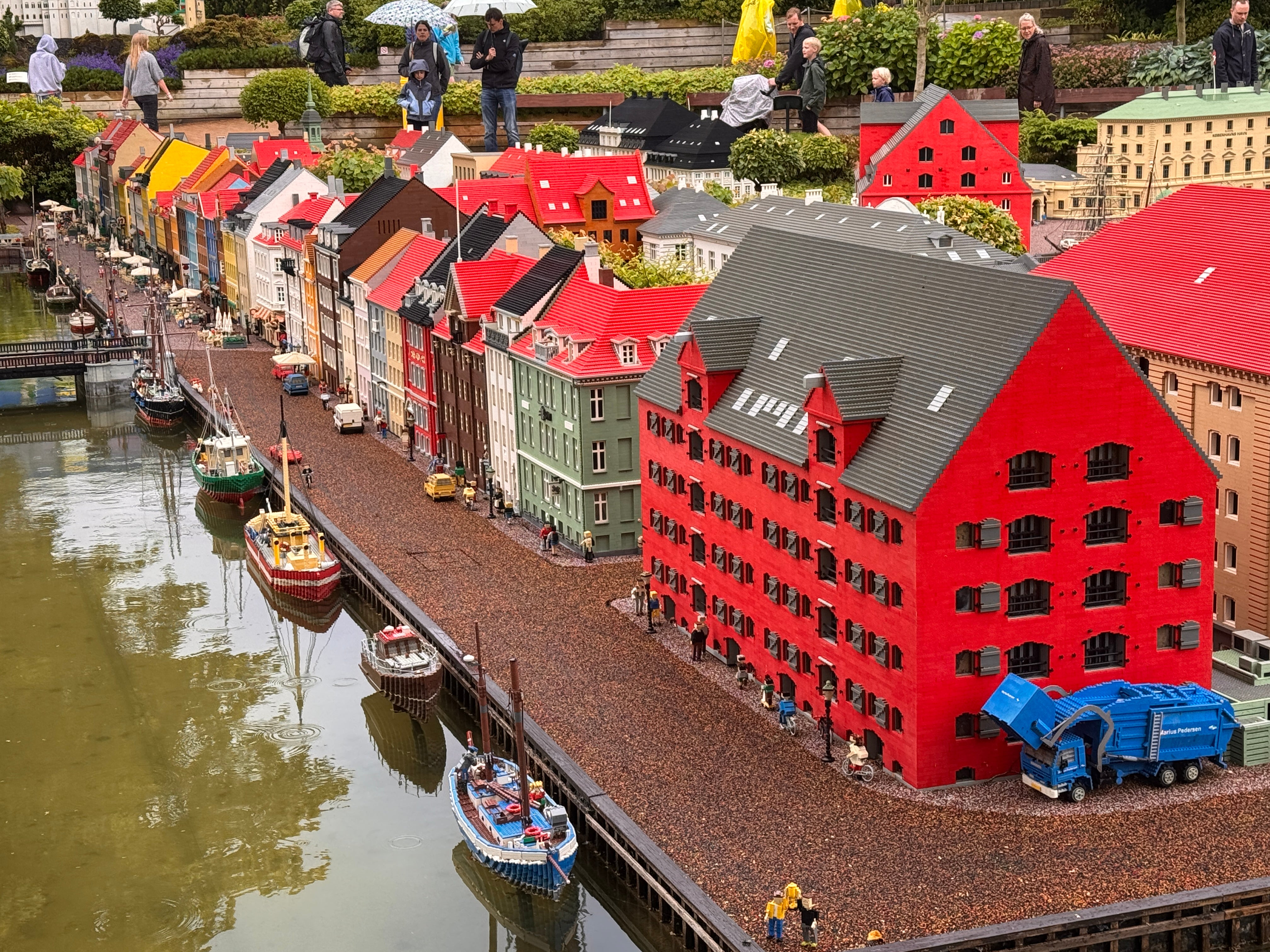 Classic Lego reigns supreme at the theme park