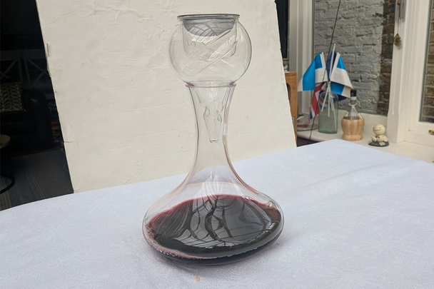 Best wine aerator IndyBest review Final Touch conundrum wine aerator