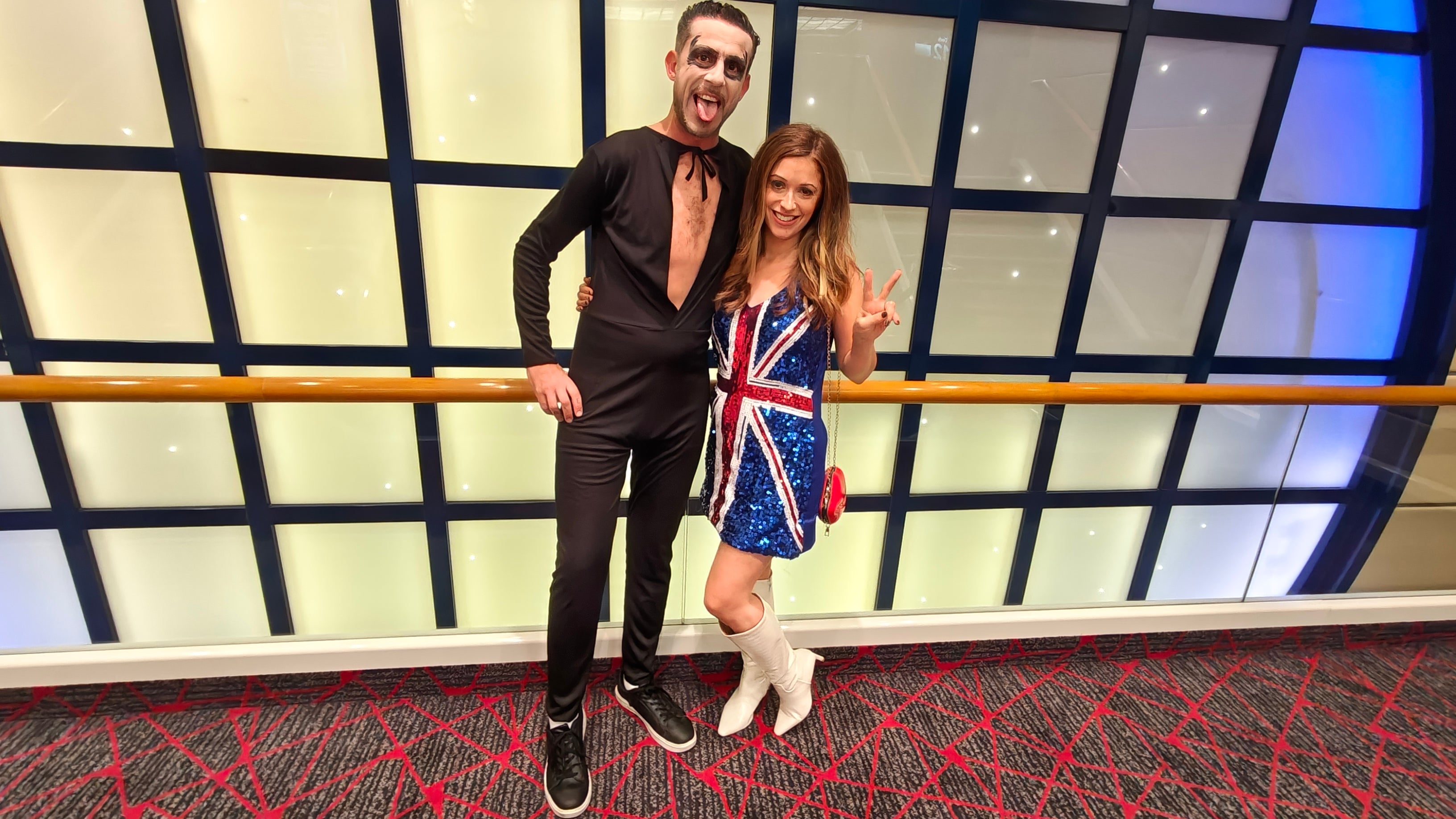 Let me entertain you! Marc and Danielle Shoffman transformed into Robbie Williams and Geri Halliwell