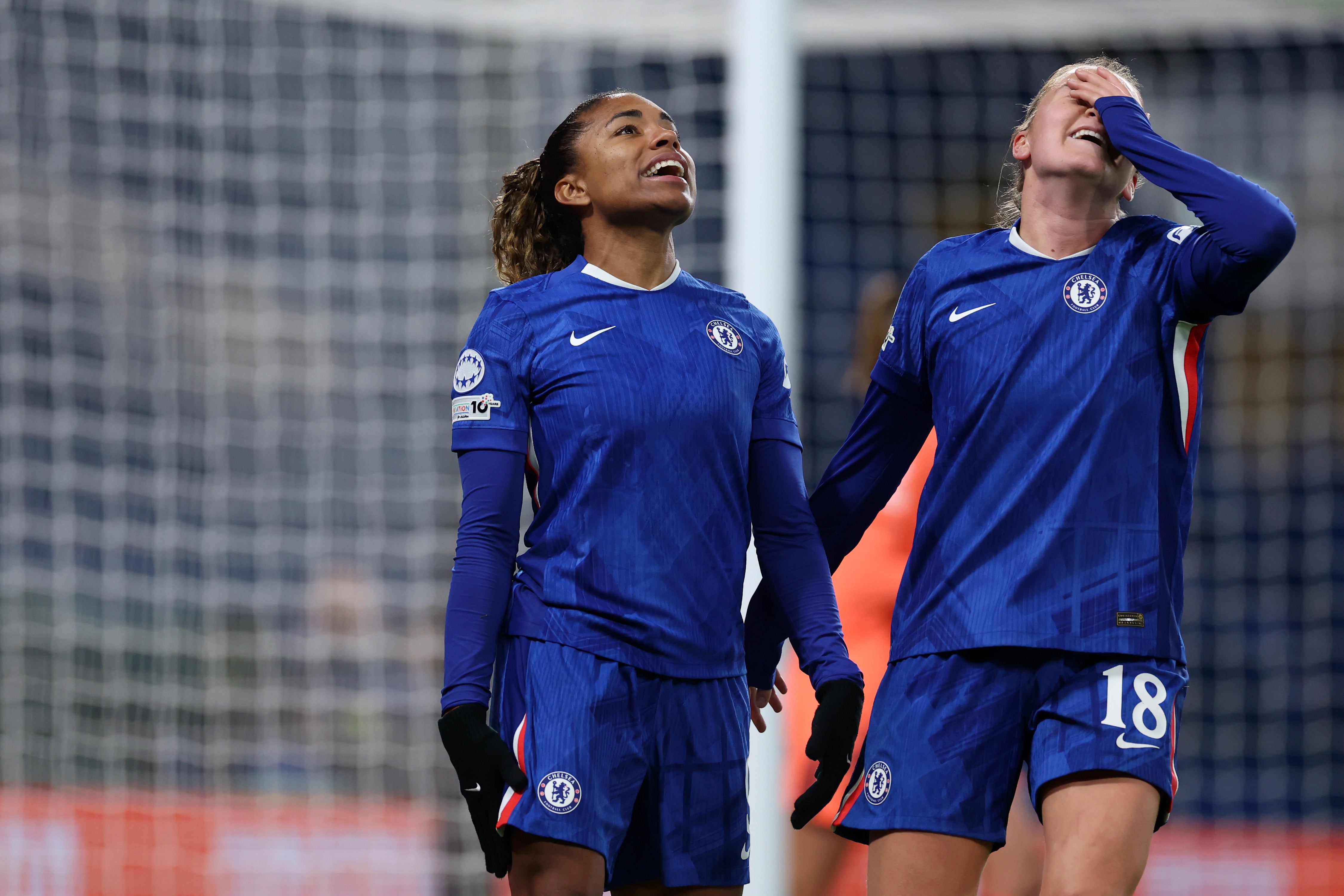 Chelsea had a goal disallowed as they drew 1-1 with Barcelona in the Women's Champions League