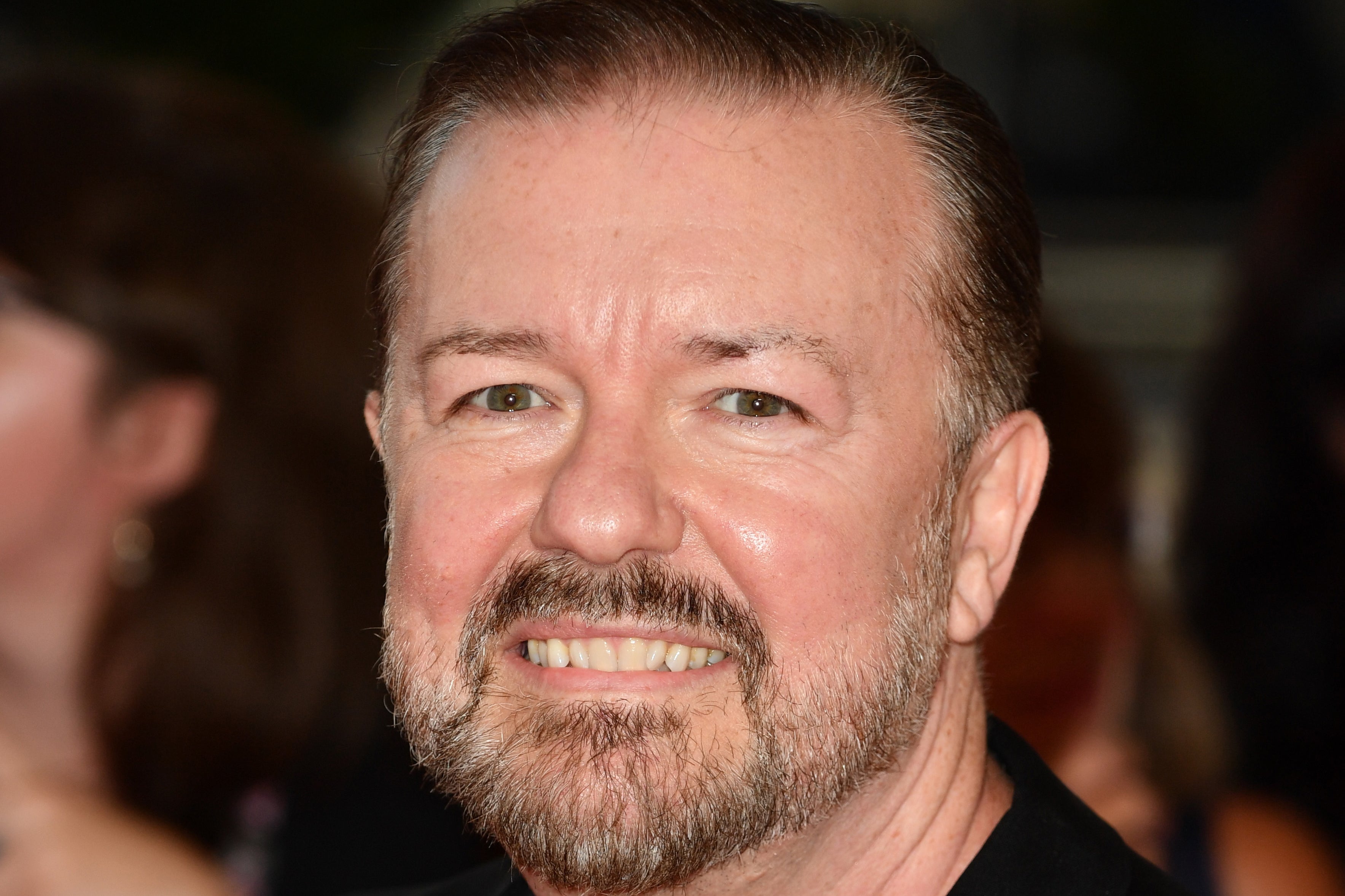 Há um novo show stand-up de Ricky Gervais chegando a tempo para a véspera de Ano Novo