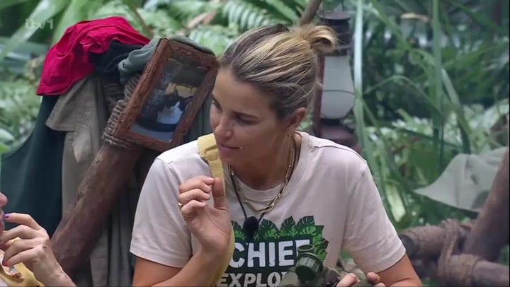 Vogue Williams foi chamada de ‘supermulher’ por Kelly Brook