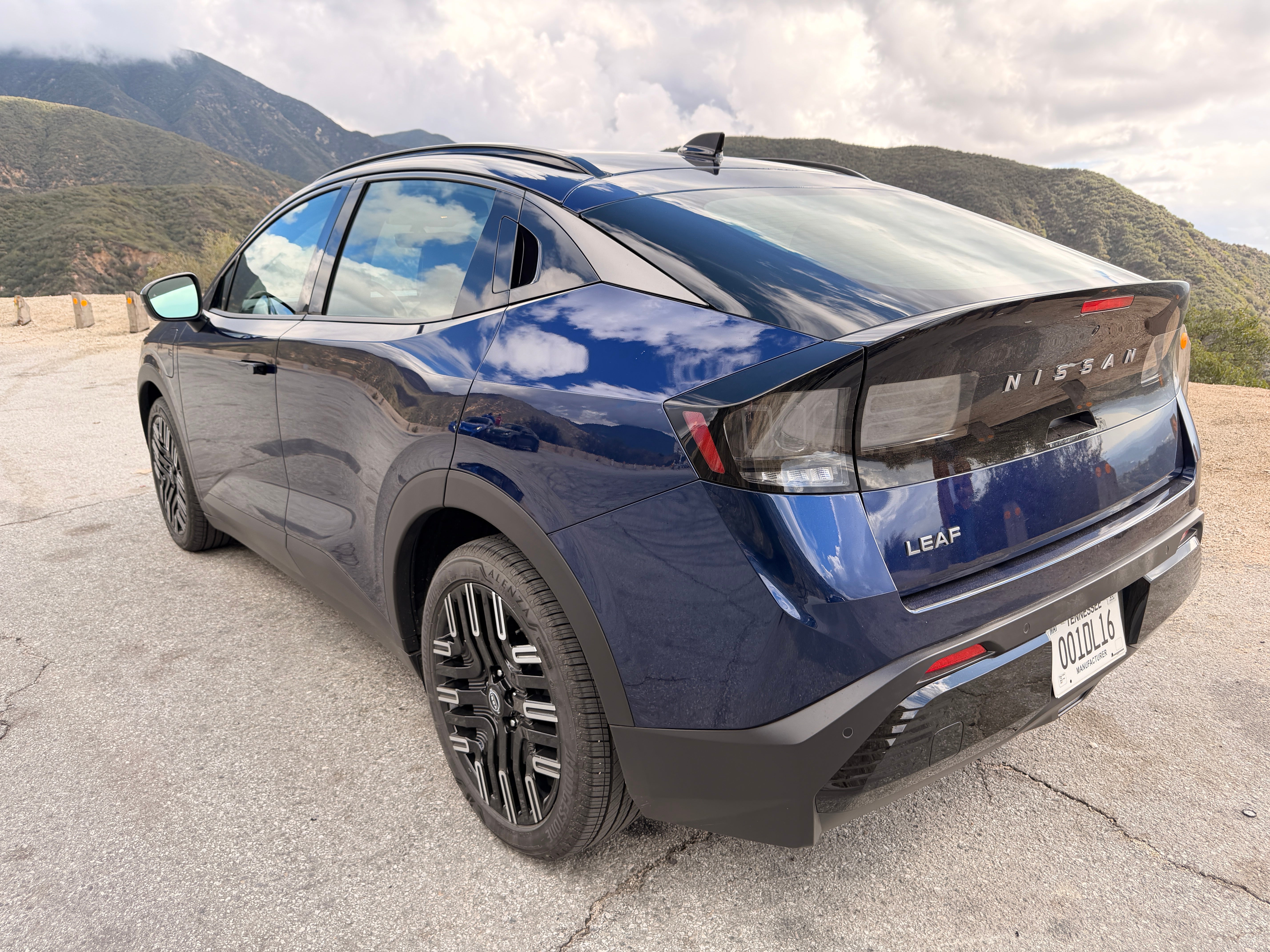 The new Nissan Leaf shares much of its tech with its Renault/Nissan Alliance sibling the Renault Scenic