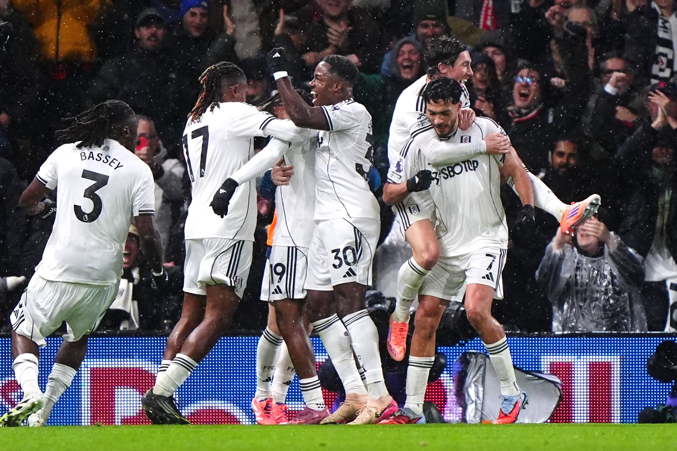 Fulham bring Sunderland back down to earth as Raul Jimenez scores late winner