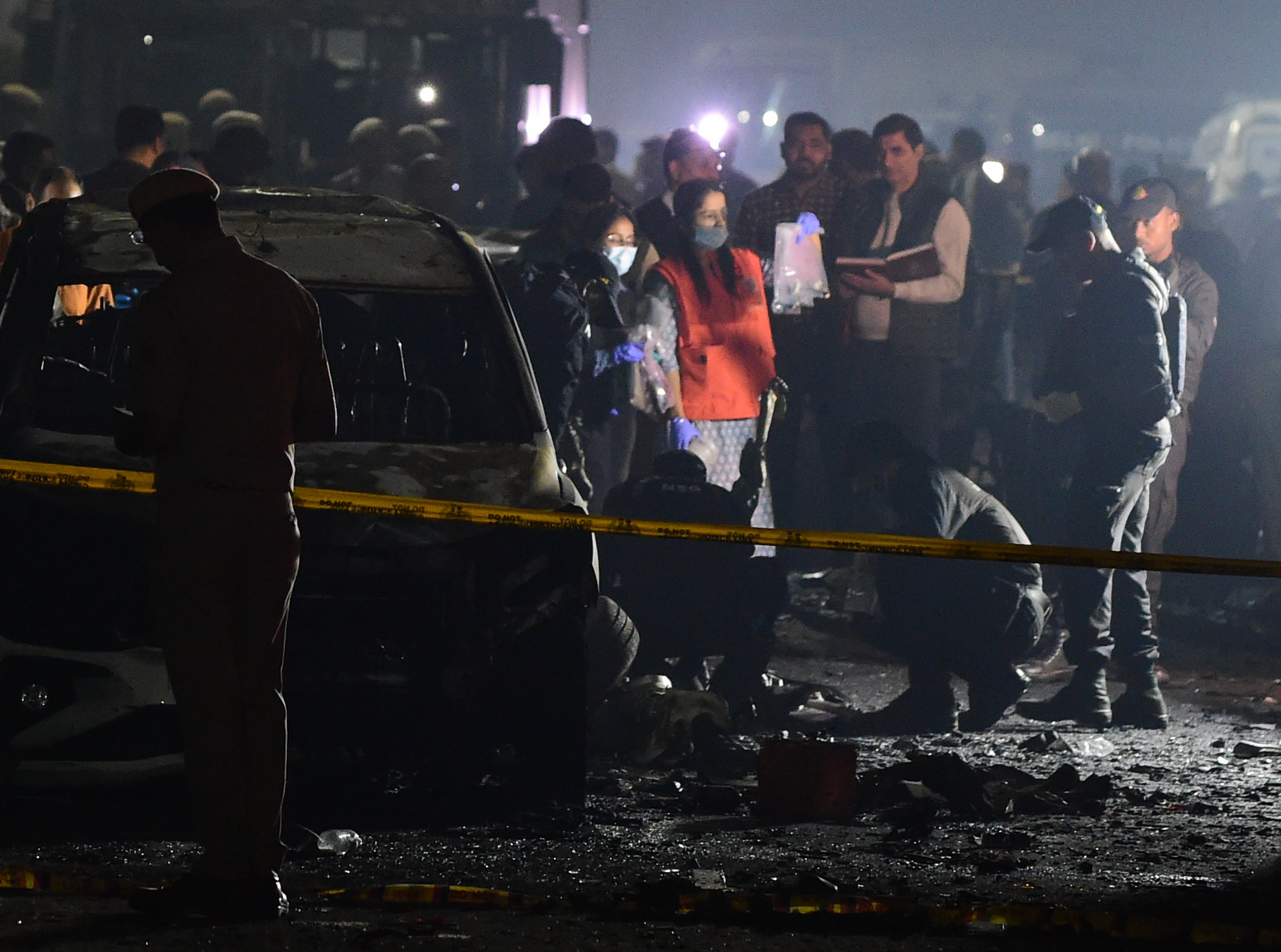 Police and security personnel at the scene of the Delhi explosion on 10 November 2025