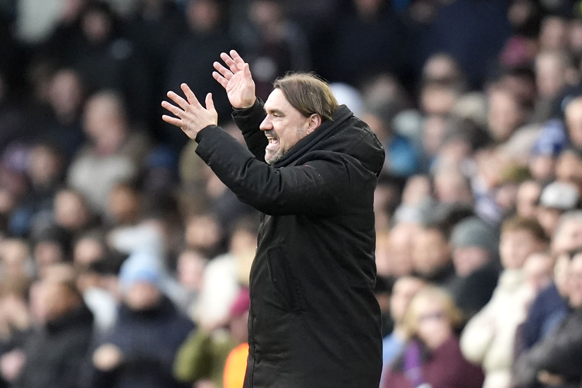 Daniel Farke gestures on the touchline (Danny Lawson/PA)