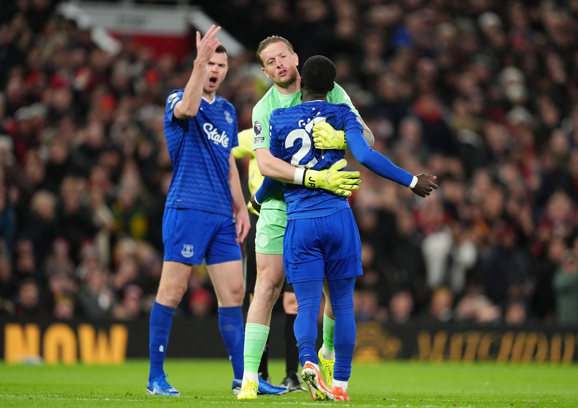 Idrissa Gueye, Michael Keane and other times when team-mates have had scuffles on the pitch