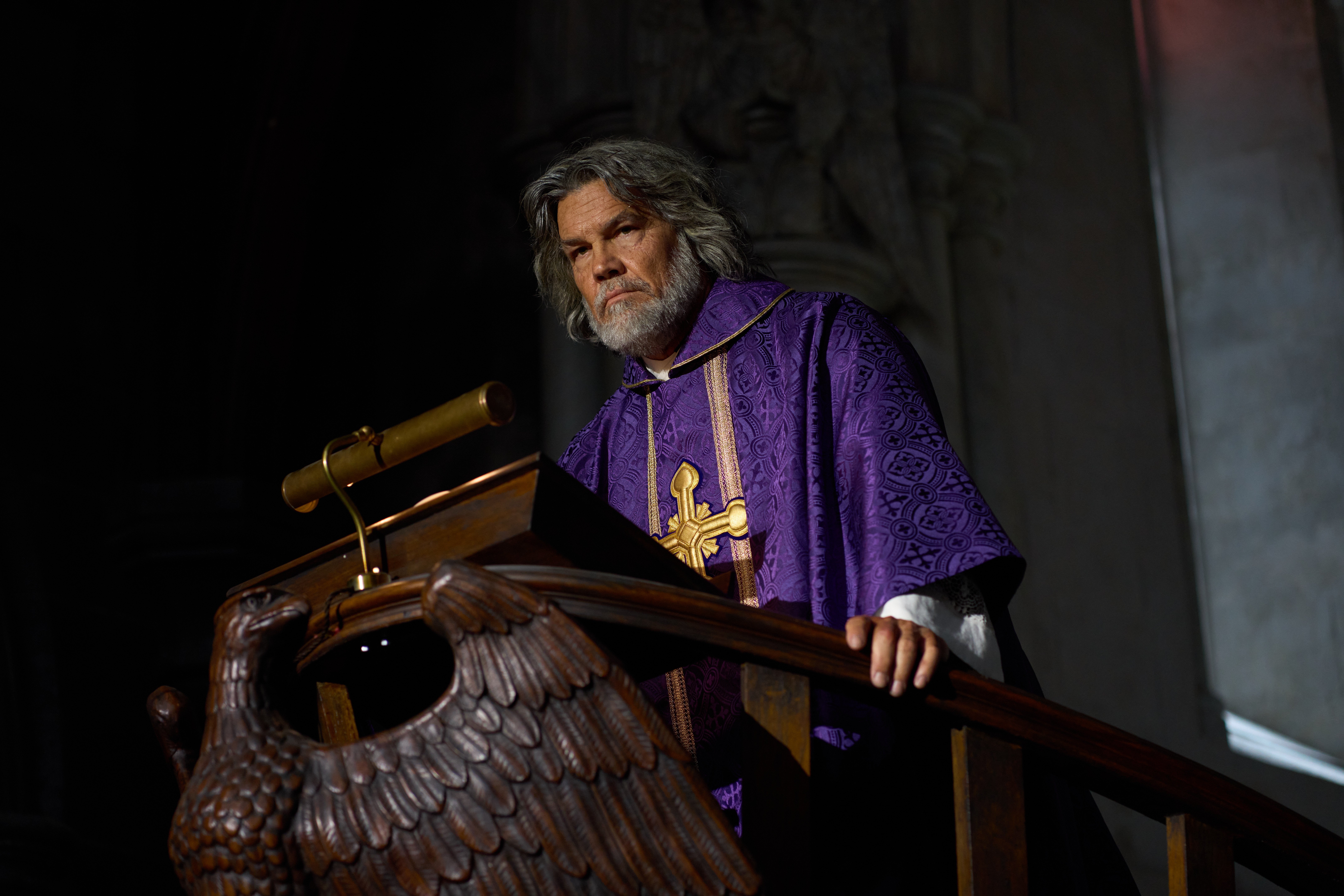 Tyrannical: Brolin as Monsignor Jefferson Wicks in ‘Wake Up Dead Man’