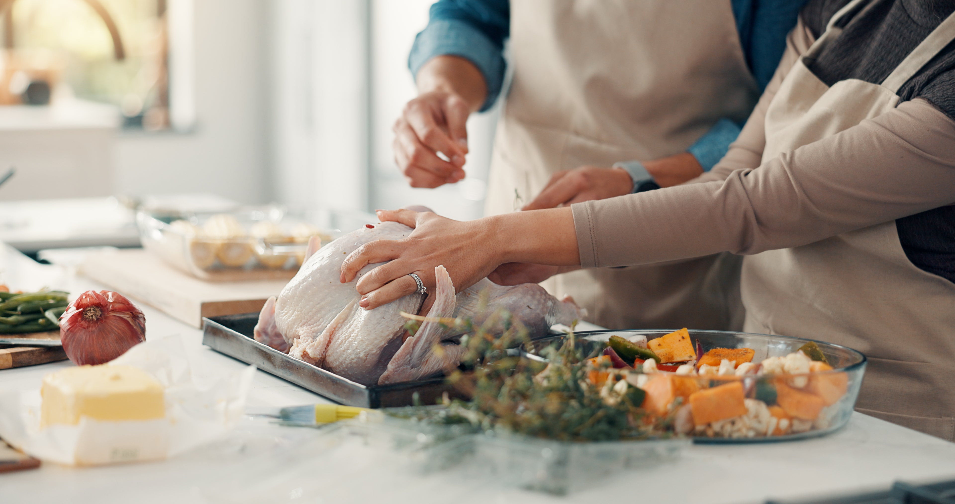<p>In the hustle of a holiday kitchen, the risk of cross-contamination is real.</p>